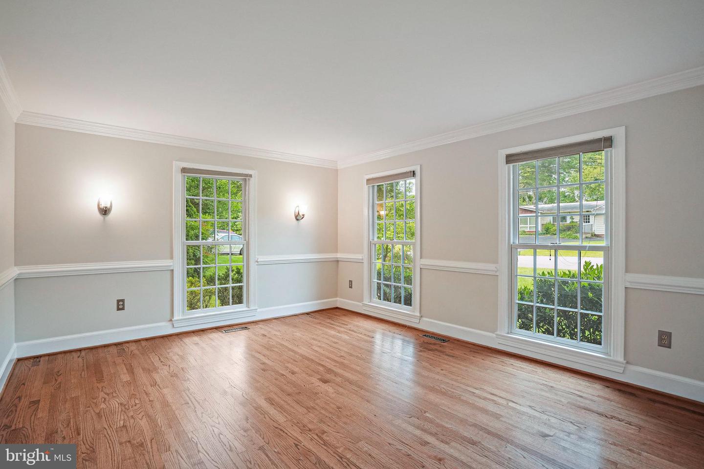8821 GATESHEAD RD, ALEXANDRIA, Virginia 22309, 5 Bedrooms Bedrooms, ,2 BathroomsBathrooms,Residential,For sale,8821 GATESHEAD RD,VAFX2245718 MLS # VAFX2245718