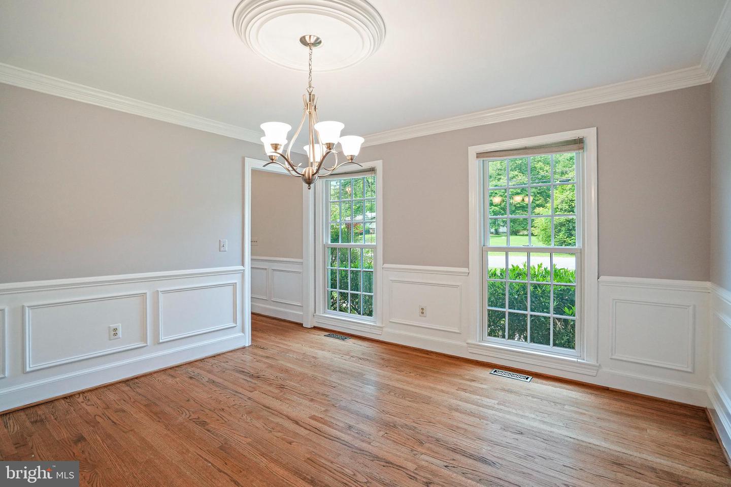 8821 GATESHEAD RD, ALEXANDRIA, Virginia 22309, 5 Bedrooms Bedrooms, ,2 BathroomsBathrooms,Residential,For sale,8821 GATESHEAD RD,VAFX2245718 MLS # VAFX2245718
