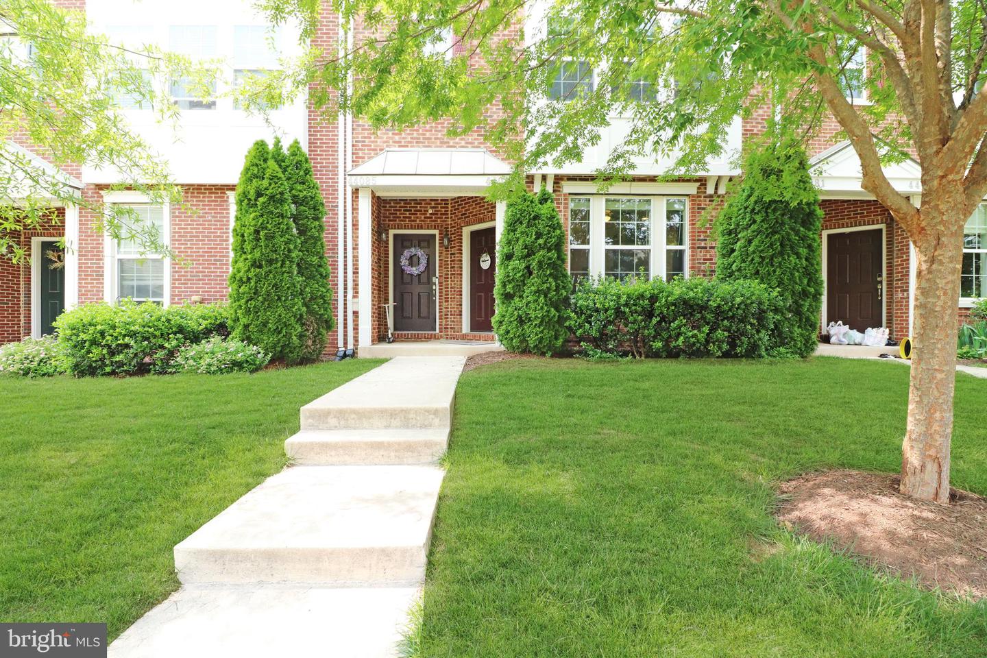 44083 PEIROSA, CHANTILLY, Virginia 20152, 3 Bedrooms Bedrooms, ,2 BathroomsBathrooms,Residential,For sale,44083 PEIROSA,VALO2098854 MLS # VALO2098854