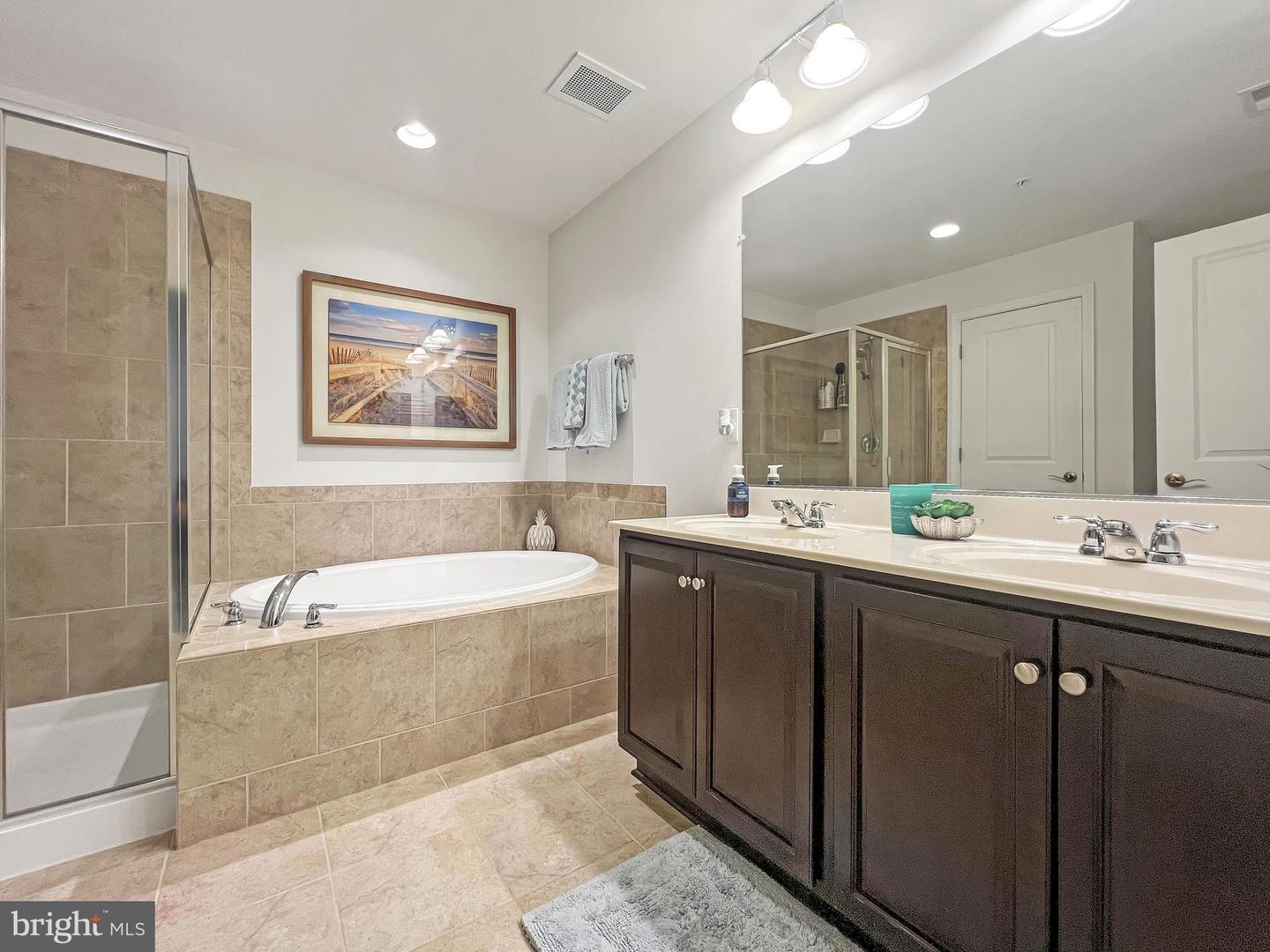 44083 PEIROSA, CHANTILLY, Virginia 20152, 3 Bedrooms Bedrooms, ,2 BathroomsBathrooms,Residential,For sale,44083 PEIROSA,VALO2098854 MLS # VALO2098854