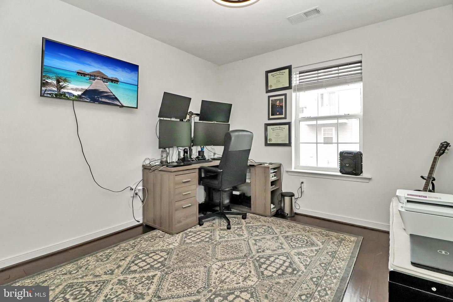 44083 PEIROSA, CHANTILLY, Virginia 20152, 3 Bedrooms Bedrooms, ,2 BathroomsBathrooms,Residential,For sale,44083 PEIROSA,VALO2098854 MLS # VALO2098854