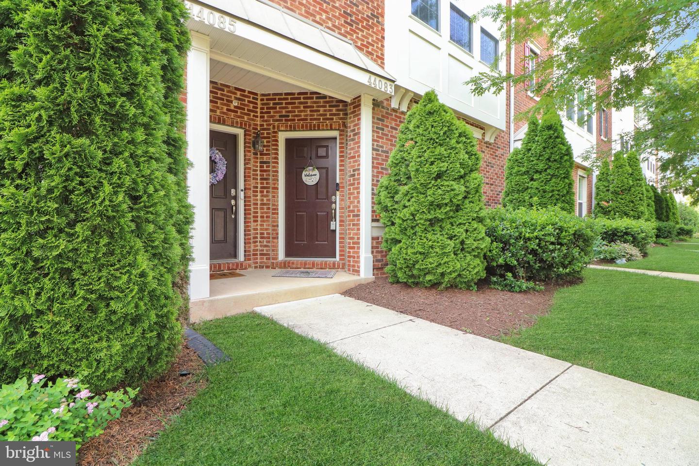 44083 PEIROSA, CHANTILLY, Virginia 20152, 3 Bedrooms Bedrooms, ,2 BathroomsBathrooms,Residential,For sale,44083 PEIROSA,VALO2098854 MLS # VALO2098854