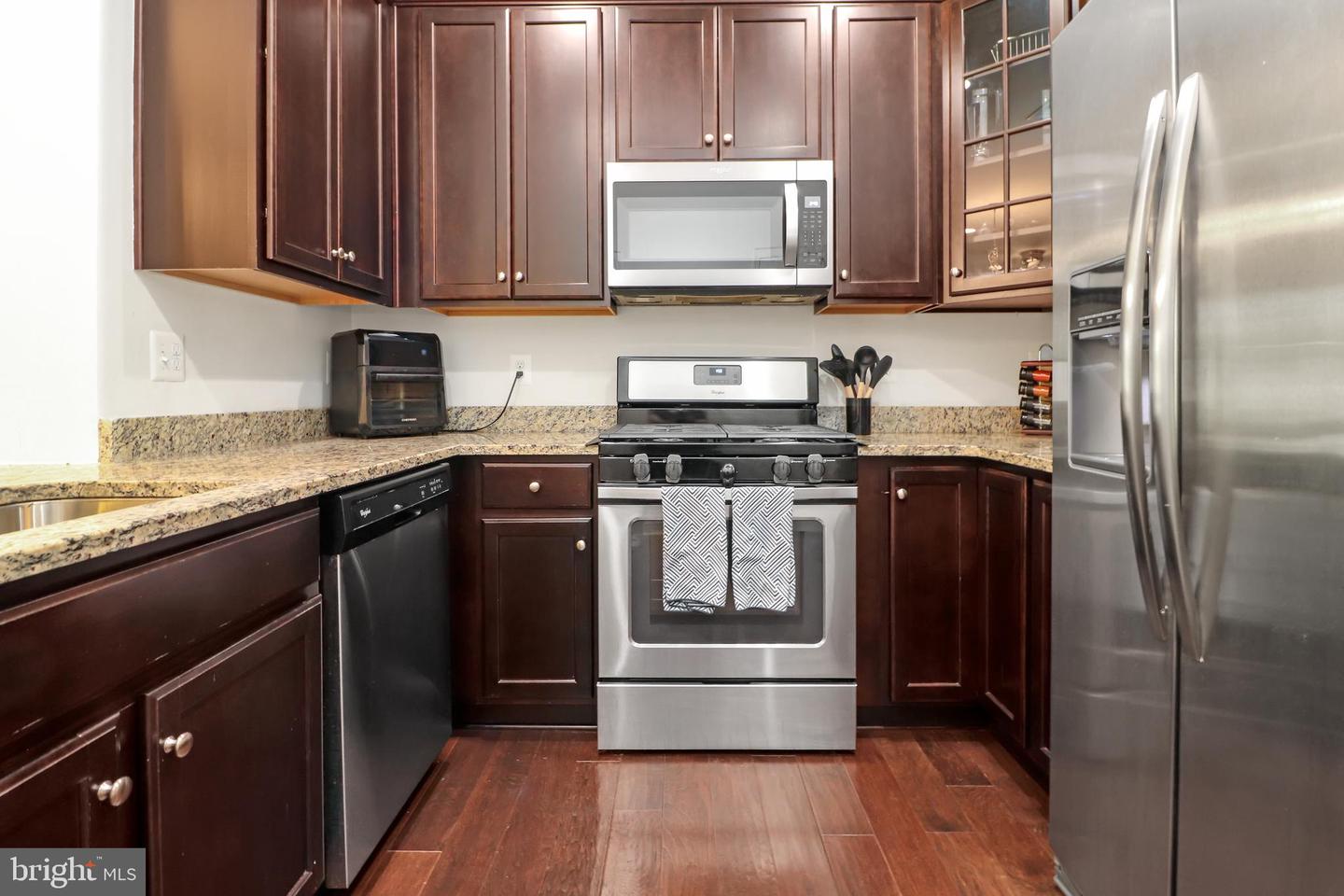 44083 PEIROSA, CHANTILLY, Virginia 20152, 3 Bedrooms Bedrooms, ,2 BathroomsBathrooms,Residential,For sale,44083 PEIROSA,VALO2098854 MLS # VALO2098854