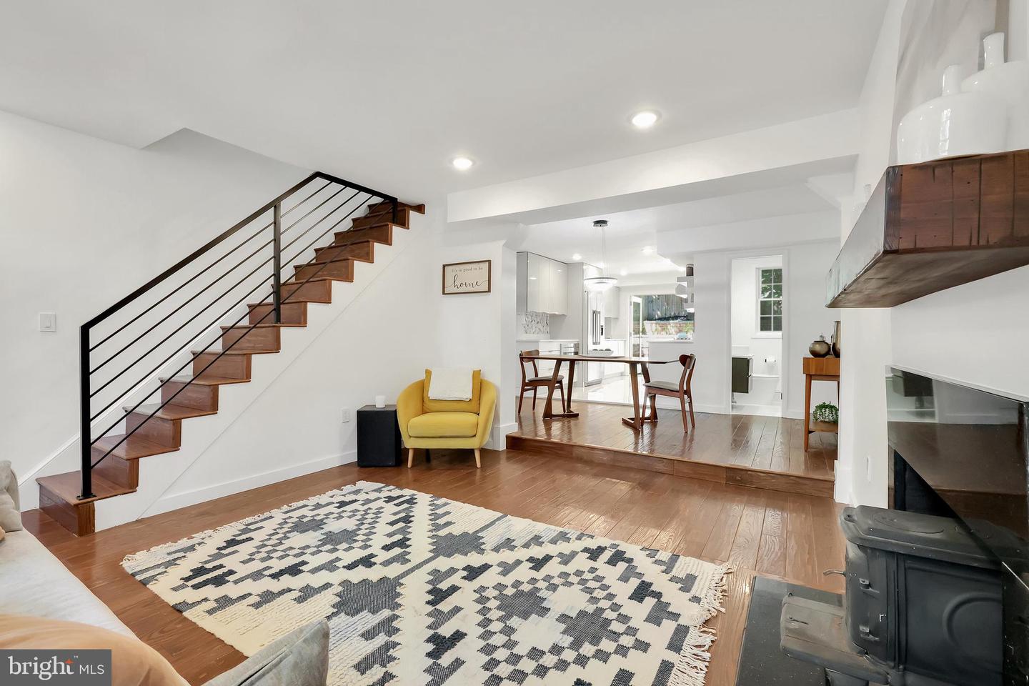 1220 28TH ST NW, WASHINGTON, District Of Columbia 20007, 3 Bedrooms Bedrooms, ,2 BathroomsBathrooms,Residential,For sale,1220 28TH ST NW,DCDC2204174 MLS # DCDC2204174