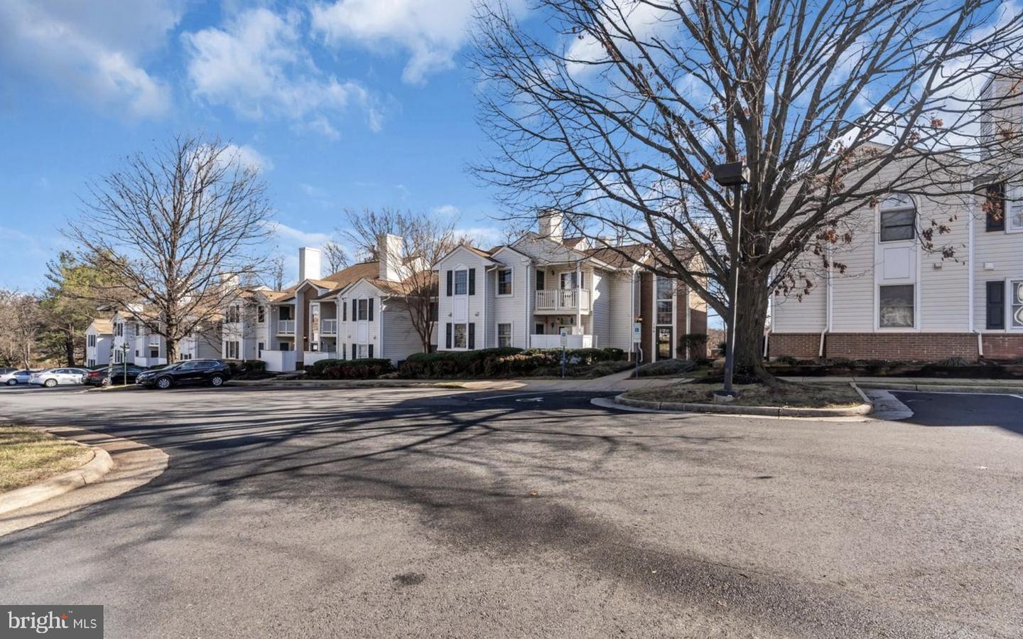 106 WESTWICK CT #3, STERLING, Virginia 20165, 3 Bedrooms Bedrooms, ,3 BathroomsBathrooms,Residential,For sale,106 WESTWICK CT #3,VALO2098808 MLS # VALO2098808
