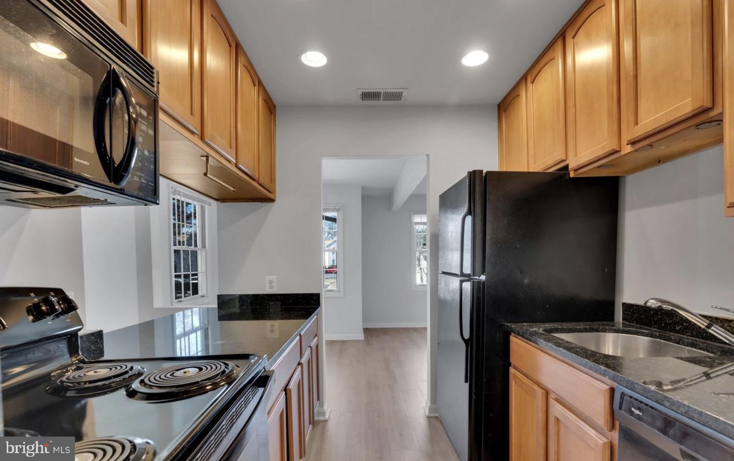 106 WESTWICK CT #3, STERLING, Virginia 20165, 3 Bedrooms Bedrooms, ,3 BathroomsBathrooms,Residential,For sale,106 WESTWICK CT #3,VALO2098808 MLS # VALO2098808