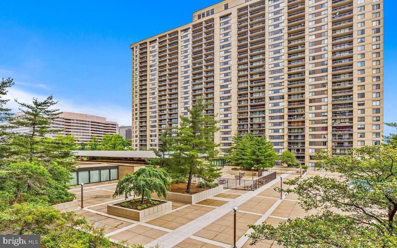 3701 S GEORGE MASON DR #116N, FALLS CHURCH, Virginia 22041, 1 Bedroom Bedrooms, ,1 BathroomBathrooms,Residential,For sale,3701 S GEORGE MASON DR #116N,VAFX2245794 MLS # VAFX2245794