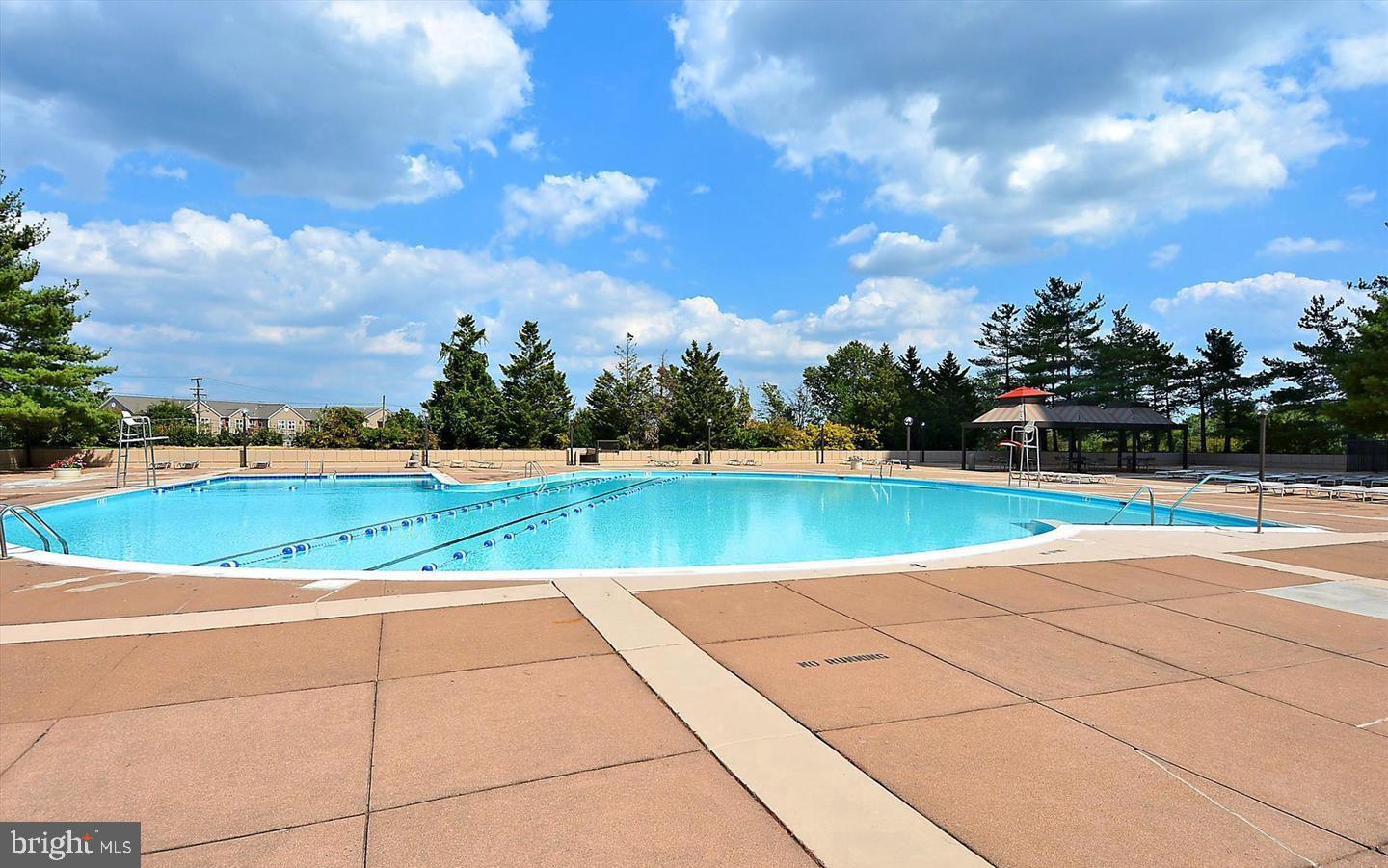 3701 S GEORGE MASON DR #116N, FALLS CHURCH, Virginia 22041, 1 Bedroom Bedrooms, ,1 BathroomBathrooms,Residential,For sale,3701 S GEORGE MASON DR #116N,VAFX2245794 MLS # VAFX2245794