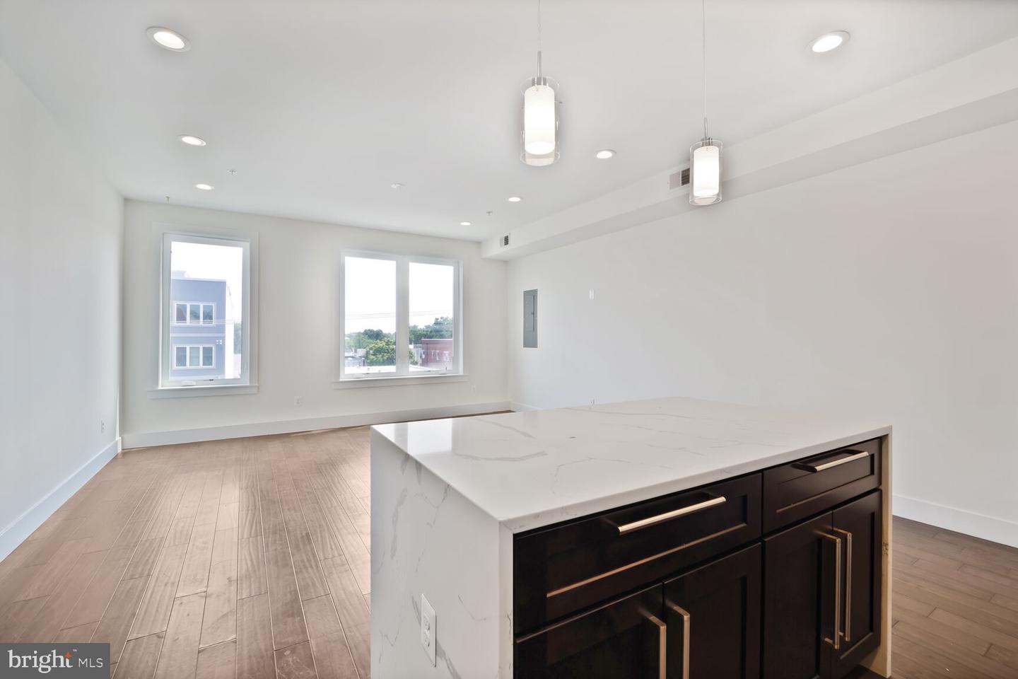525 KENNEDY ST NW #4, WASHINGTON, District Of Columbia 20011, 3 Bedrooms Bedrooms, ,2 BathroomsBathrooms,Residential,For sale,525 KENNEDY ST NW #4,DCDC2204296 MLS # DCDC2204296