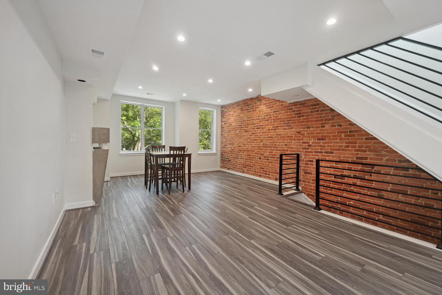 1850 INGLESIDE TER NW #2, WASHINGTON, District Of Columbia 20010, 6 Bedrooms Bedrooms, ,5 BathroomsBathrooms,Residential,For sale,1850 INGLESIDE TER NW #2,DCDC2204310 MLS # DCDC2204310