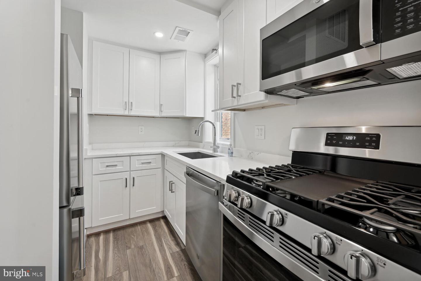 1850 INGLESIDE TER NW #2, WASHINGTON, District Of Columbia 20010, 6 Bedrooms Bedrooms, ,5 BathroomsBathrooms,Residential,For sale,1850 INGLESIDE TER NW #2,DCDC2204310 MLS # DCDC2204310