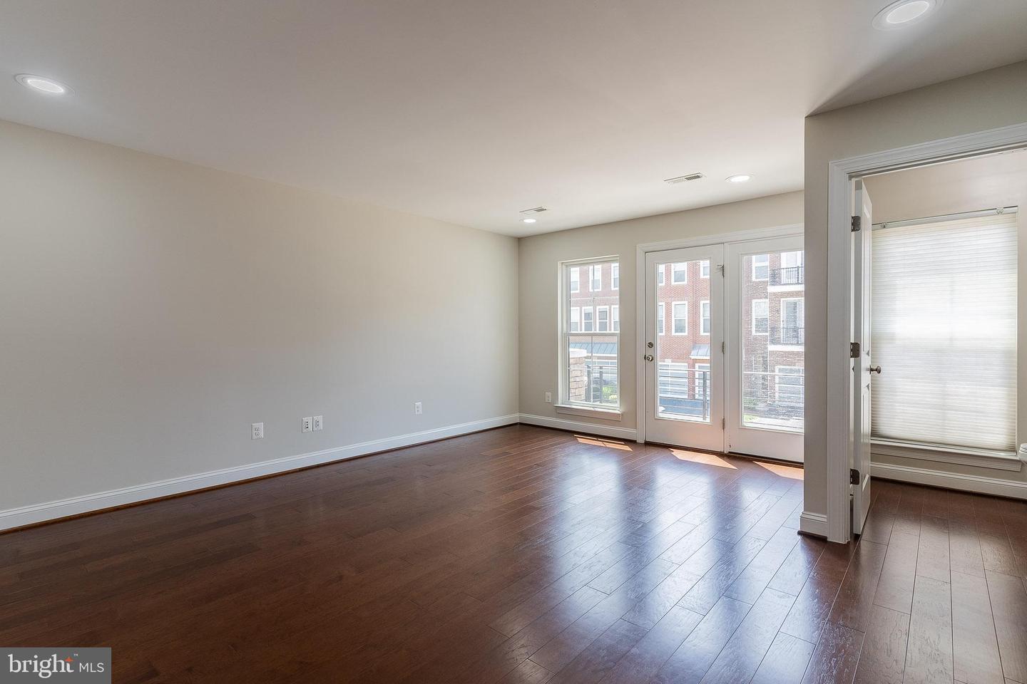 23480 EPPERSON SQ, BRAMBLETON, Virginia 20148, 3 Bedrooms Bedrooms, ,3 BathroomsBathrooms,Residential,For sale,23480 EPPERSON SQ,VALO2098892 MLS # VALO2098892