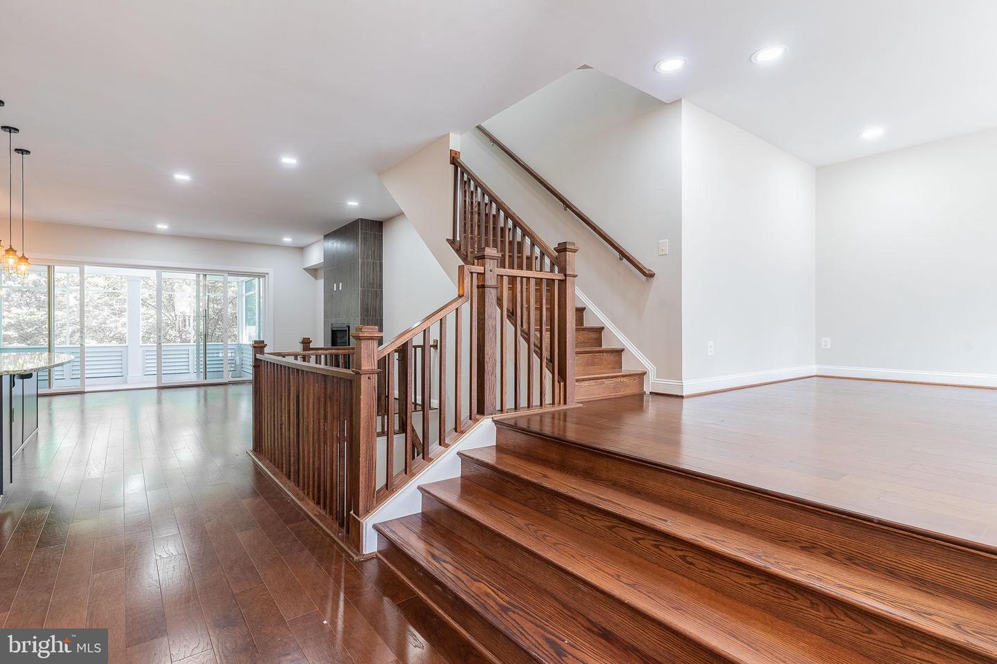 23480 EPPERSON SQ, BRAMBLETON, Virginia 20148, 3 Bedrooms Bedrooms, ,3 BathroomsBathrooms,Residential,For sale,23480 EPPERSON SQ,VALO2098892 MLS # VALO2098892