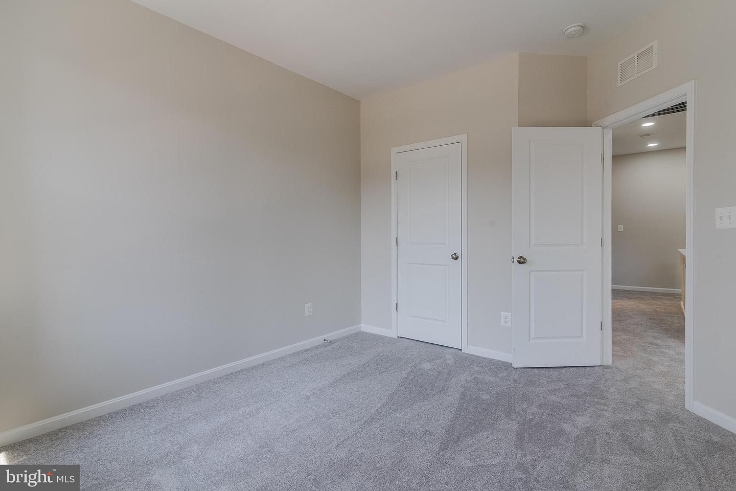 23480 EPPERSON SQ, BRAMBLETON, Virginia 20148, 3 Bedrooms Bedrooms, ,3 BathroomsBathrooms,Residential,For sale,23480 EPPERSON SQ,VALO2098892 MLS # VALO2098892