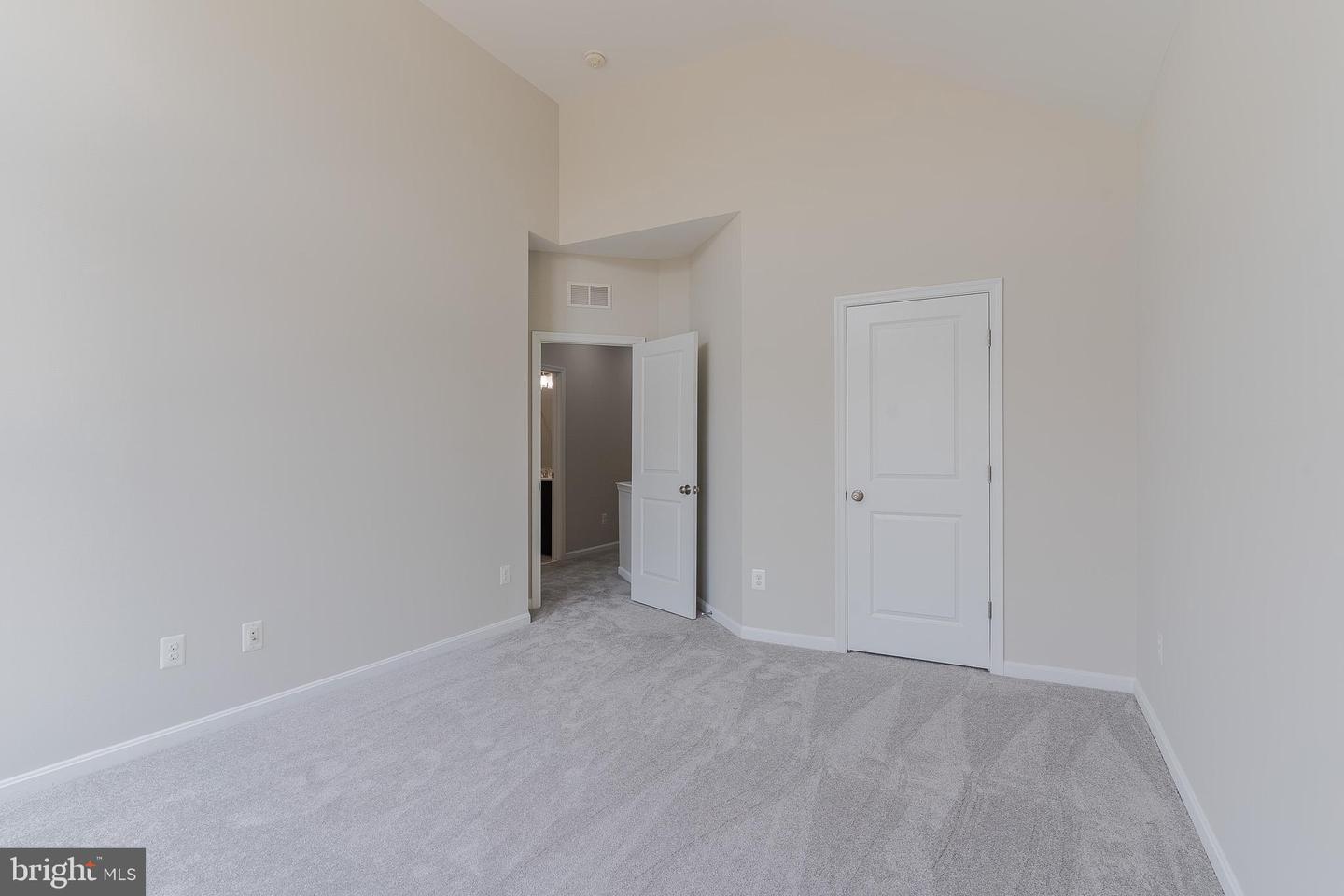23480 EPPERSON SQ, BRAMBLETON, Virginia 20148, 3 Bedrooms Bedrooms, ,3 BathroomsBathrooms,Residential,For sale,23480 EPPERSON SQ,VALO2098892 MLS # VALO2098892