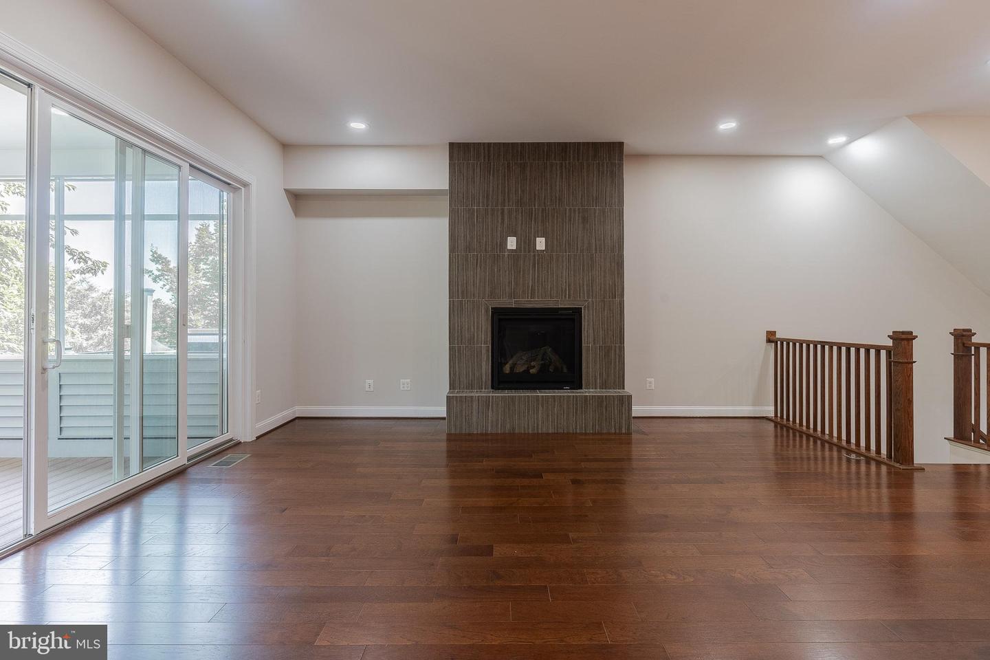 23480 EPPERSON SQ, BRAMBLETON, Virginia 20148, 3 Bedrooms Bedrooms, ,3 BathroomsBathrooms,Residential,For sale,23480 EPPERSON SQ,VALO2098892 MLS # VALO2098892