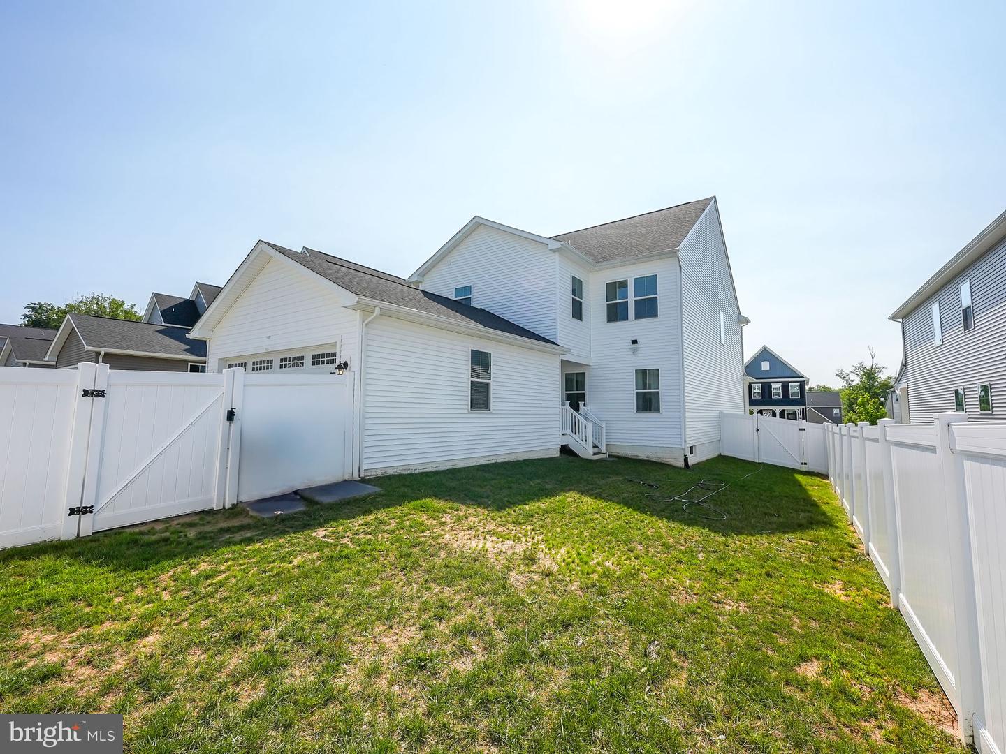 8905 SAINT LANDRY LN, SPOTSYLVANIA, Virginia 22553, 4 Bedrooms Bedrooms, 9 Rooms Rooms,3 BathroomsBathrooms,Residential,For sale,8905 SAINT LANDRY LN,VASP2033736 MLS # VASP2033736