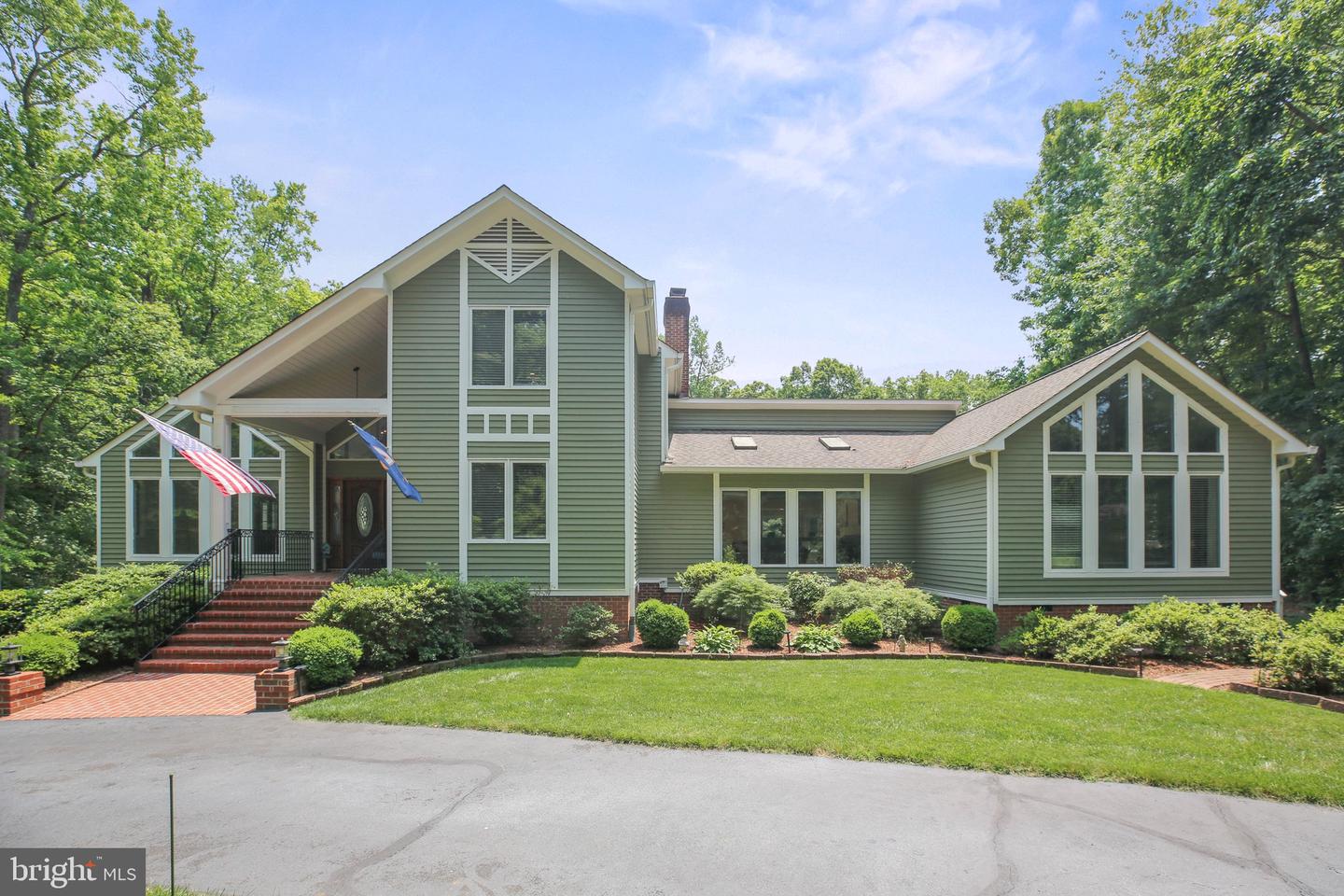 14 OLDE PLANTATION DR, FREDERICKSBURG, Virginia 22407, 5 Bedrooms Bedrooms, ,4 BathroomsBathrooms,Residential,For sale,14 OLDE PLANTATION DR,VASP2033742 MLS # VASP2033742