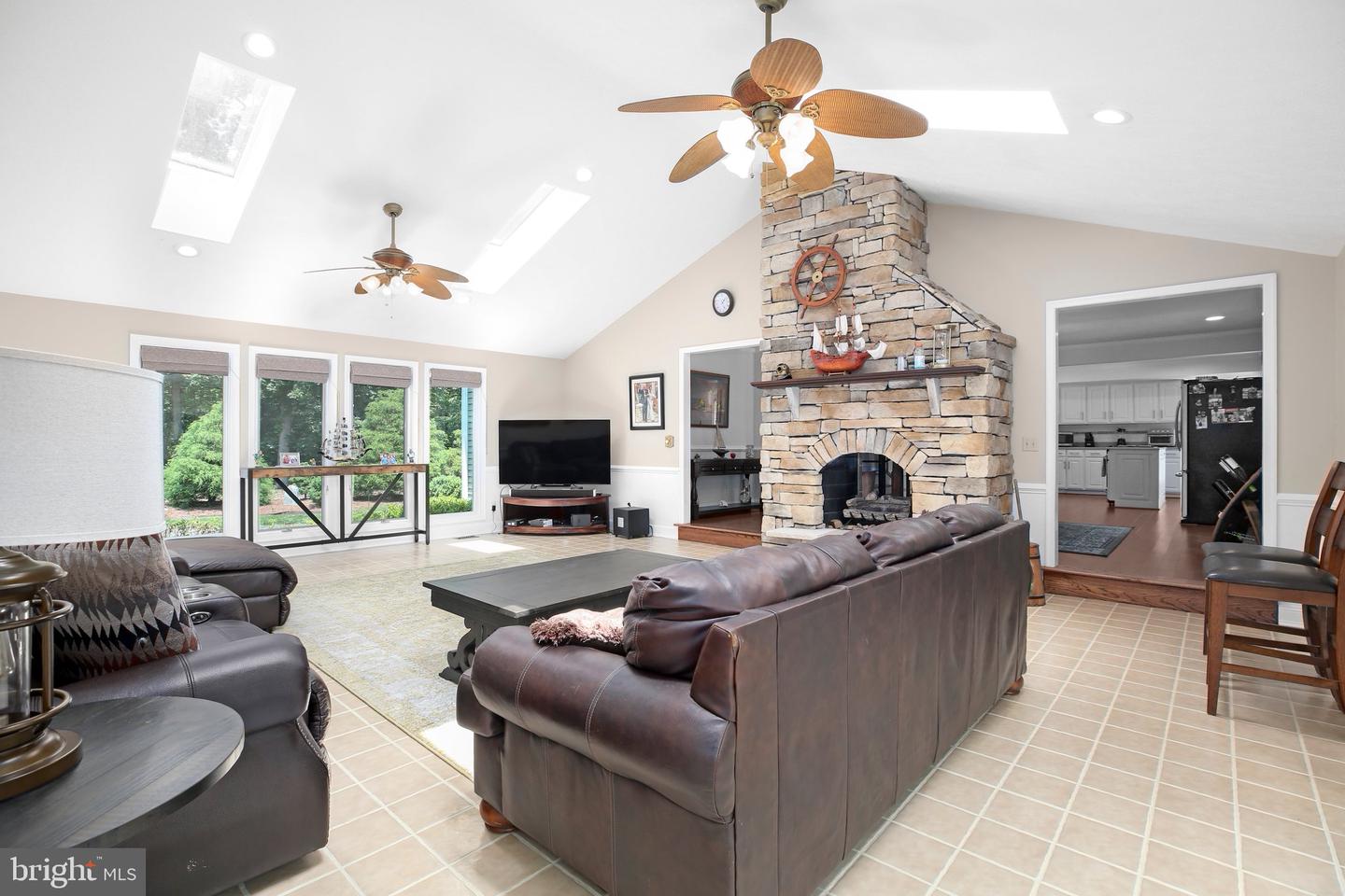 14 OLDE PLANTATION DR, FREDERICKSBURG, Virginia 22407, 5 Bedrooms Bedrooms, ,4 BathroomsBathrooms,Residential,For sale,14 OLDE PLANTATION DR,VASP2033742 MLS # VASP2033742