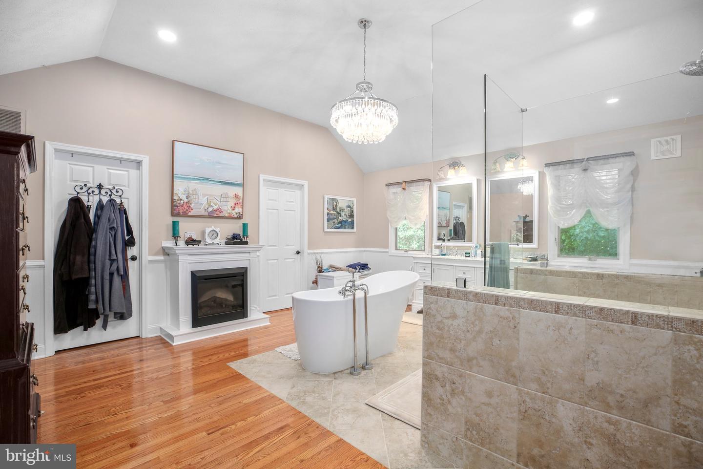 14 OLDE PLANTATION DR, FREDERICKSBURG, Virginia 22407, 5 Bedrooms Bedrooms, ,4 BathroomsBathrooms,Residential,For sale,14 OLDE PLANTATION DR,VASP2033742 MLS # VASP2033742