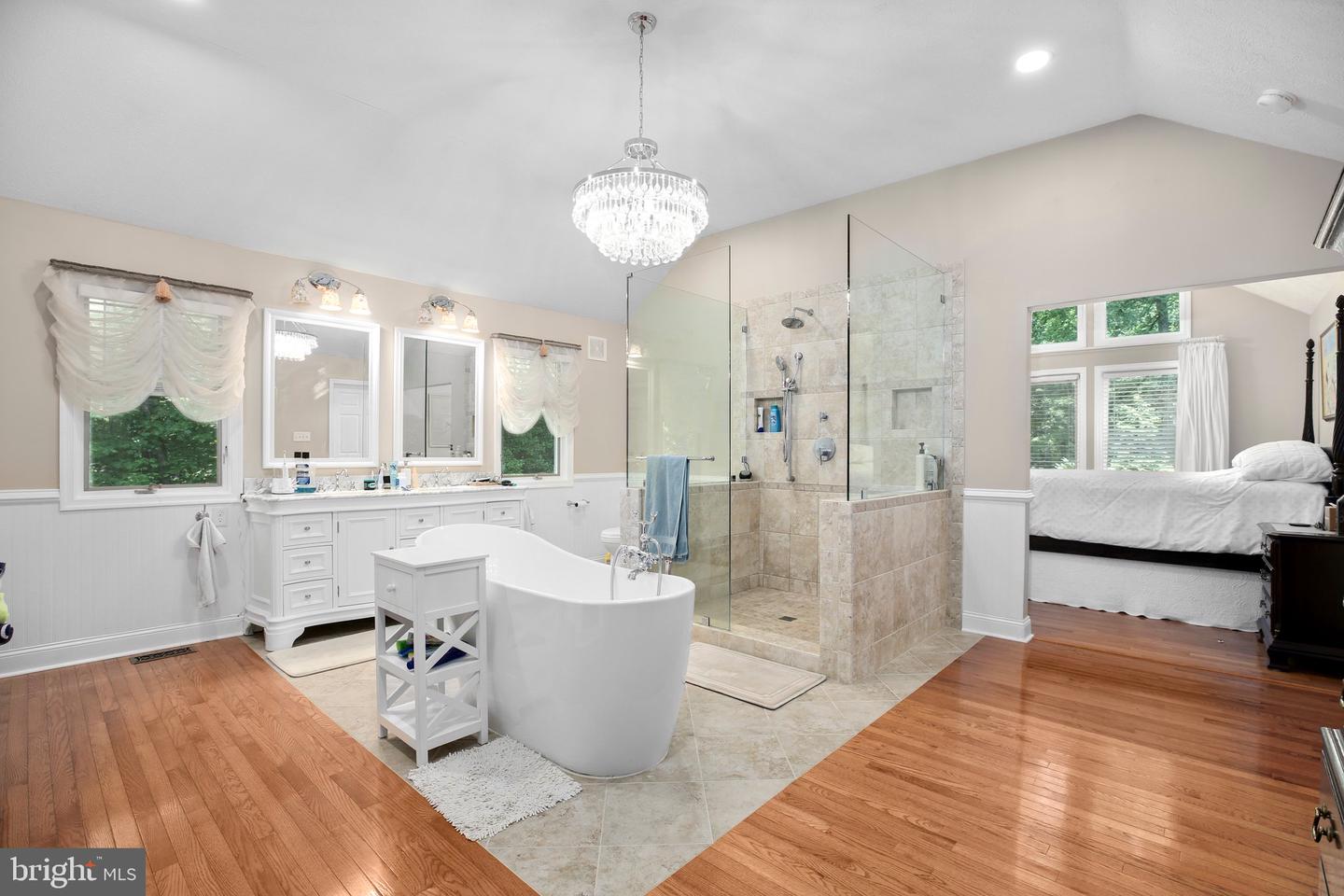 14 OLDE PLANTATION DR, FREDERICKSBURG, Virginia 22407, 5 Bedrooms Bedrooms, ,4 BathroomsBathrooms,Residential,For sale,14 OLDE PLANTATION DR,VASP2033742 MLS # VASP2033742
