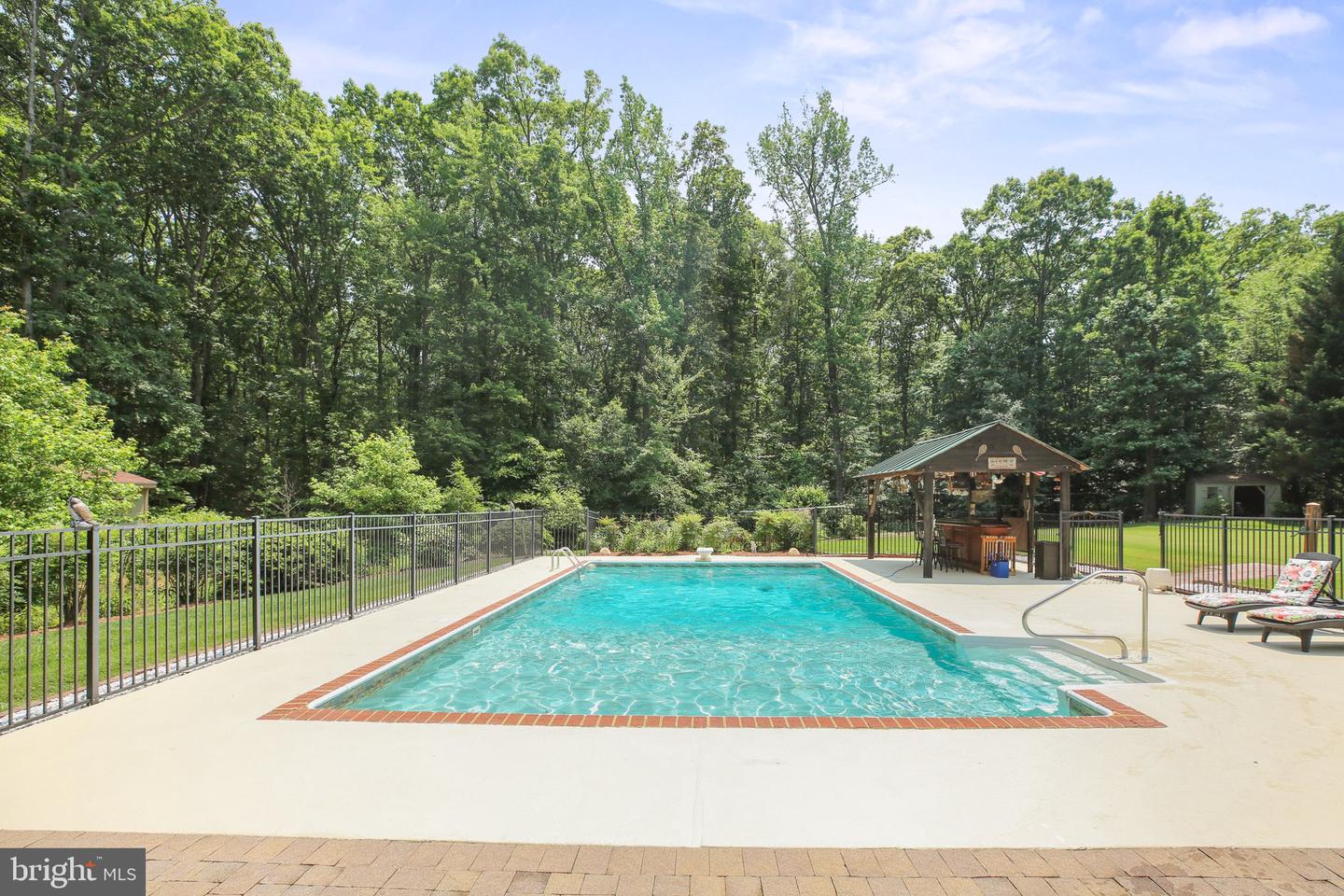14 OLDE PLANTATION DR, FREDERICKSBURG, Virginia 22407, 5 Bedrooms Bedrooms, ,4 BathroomsBathrooms,Residential,For sale,14 OLDE PLANTATION DR,VASP2033742 MLS # VASP2033742