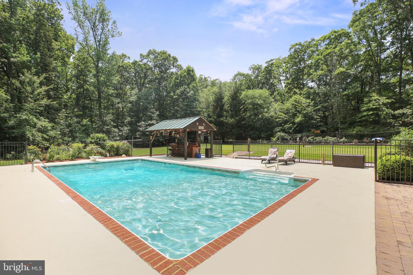 14 OLDE PLANTATION DR, FREDERICKSBURG, Virginia 22407, 5 Bedrooms Bedrooms, ,4 BathroomsBathrooms,Residential,For sale,14 OLDE PLANTATION DR,VASP2033742 MLS # VASP2033742
