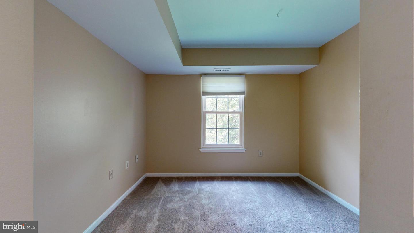 7884 WAVERLEY MILL CT #4, GAINESVILLE, Virginia 20155, 2 Bedrooms Bedrooms, ,2 BathroomsBathrooms,Residential,For sale,7884 WAVERLEY MILL CT #4,VAPW2096402 MLS # VAPW2096402