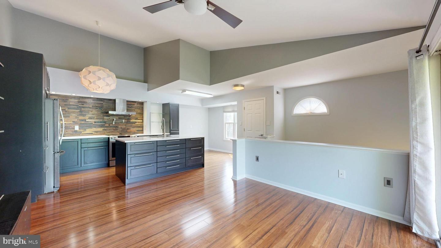 7884 WAVERLEY MILL CT #4, GAINESVILLE, Virginia 20155, 2 Bedrooms Bedrooms, ,2 BathroomsBathrooms,Residential,For sale,7884 WAVERLEY MILL CT #4,VAPW2096402 MLS # VAPW2096402