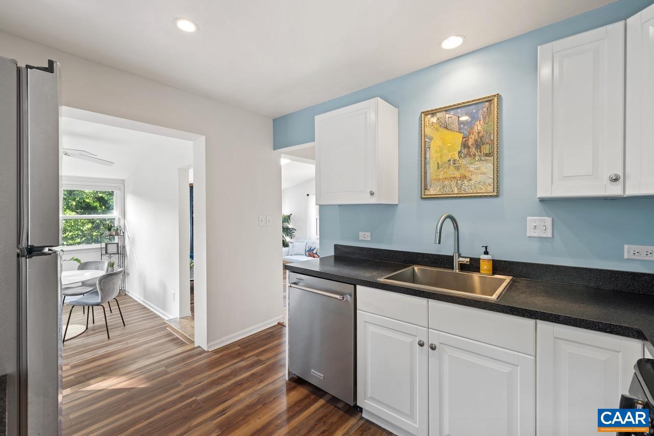 1007 SAINT CHARLES AVE, CHARLOTTESVILLE, Virginia 22901, 3 Bedrooms Bedrooms, ,2 BathroomsBathrooms,Residential,For sale,1007 SAINT CHARLES AVE,665417 MLS # 665417