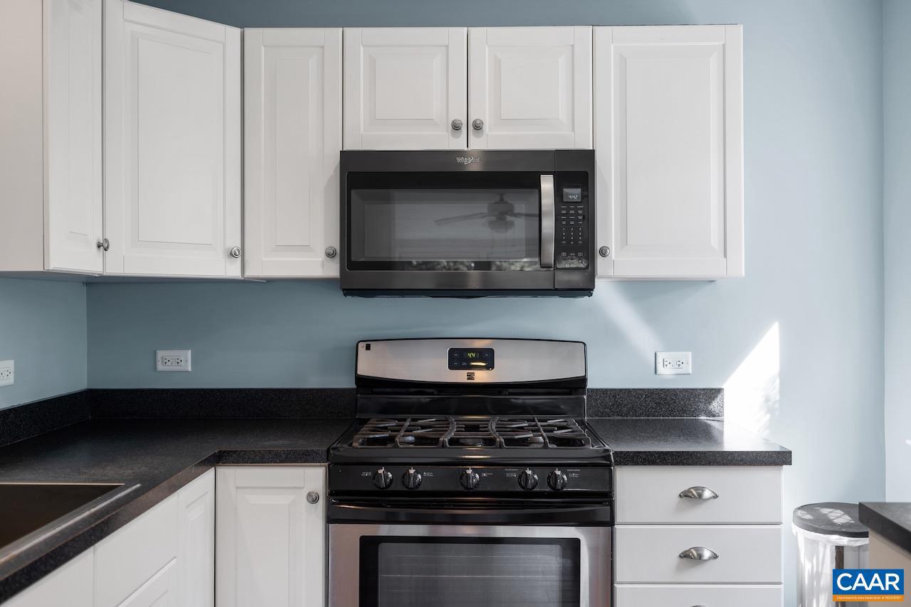 1007 SAINT CHARLES AVE, CHARLOTTESVILLE, Virginia 22901, 3 Bedrooms Bedrooms, ,2 BathroomsBathrooms,Residential,For sale,1007 SAINT CHARLES AVE,665417 MLS # 665417
