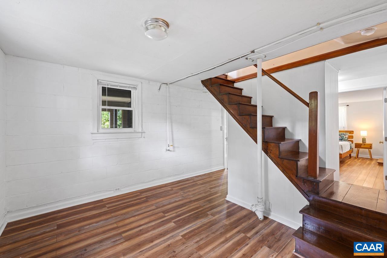 1007 SAINT CHARLES AVE, CHARLOTTESVILLE, Virginia 22901, 3 Bedrooms Bedrooms, ,2 BathroomsBathrooms,Residential,For sale,1007 SAINT CHARLES AVE,665417 MLS # 665417