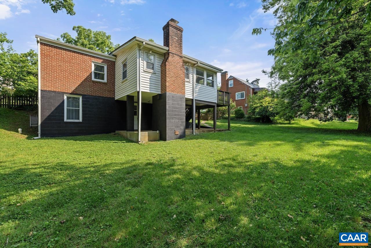 1007 SAINT CHARLES AVE, CHARLOTTESVILLE, Virginia 22901, 3 Bedrooms Bedrooms, ,2 BathroomsBathrooms,Residential,For sale,1007 SAINT CHARLES AVE,665417 MLS # 665417