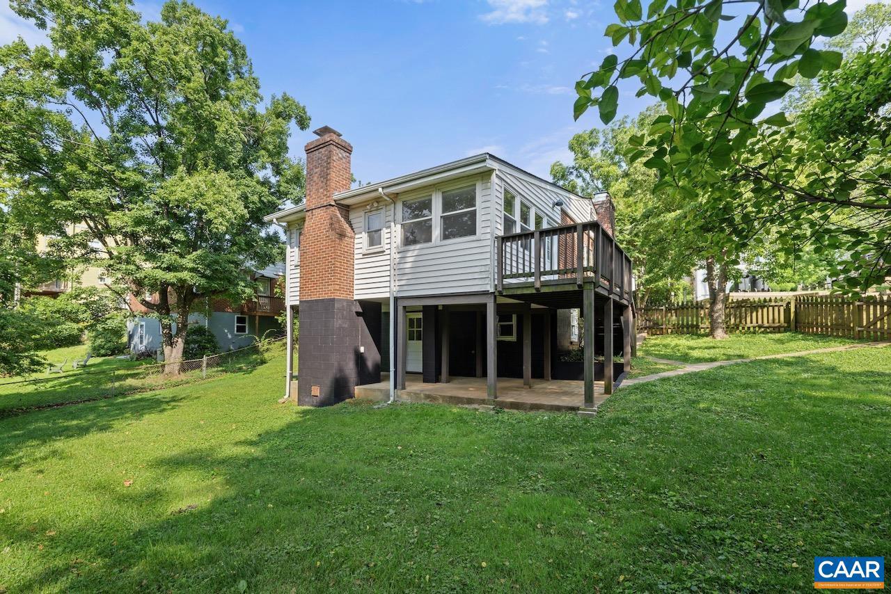 1007 SAINT CHARLES AVE, CHARLOTTESVILLE, Virginia 22901, 3 Bedrooms Bedrooms, ,2 BathroomsBathrooms,Residential,For sale,1007 SAINT CHARLES AVE,665417 MLS # 665417