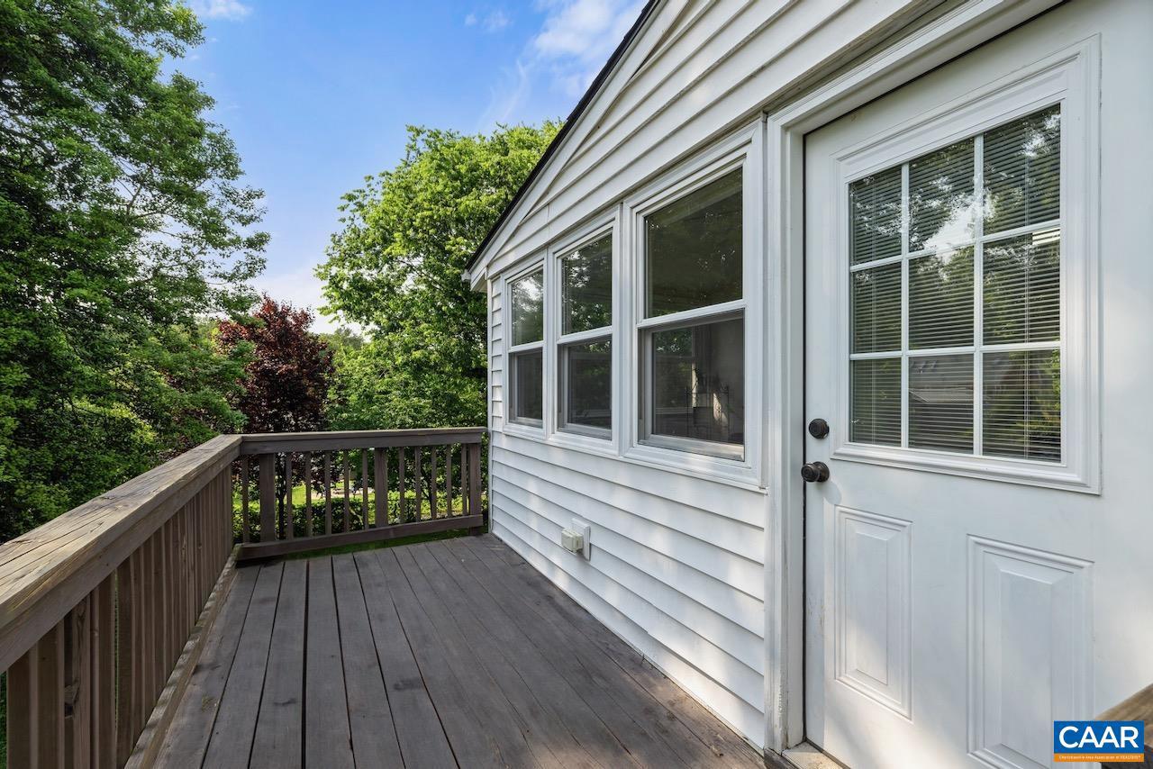 1007 SAINT CHARLES AVE, CHARLOTTESVILLE, Virginia 22901, 3 Bedrooms Bedrooms, ,2 BathroomsBathrooms,Residential,For sale,1007 SAINT CHARLES AVE,665417 MLS # 665417