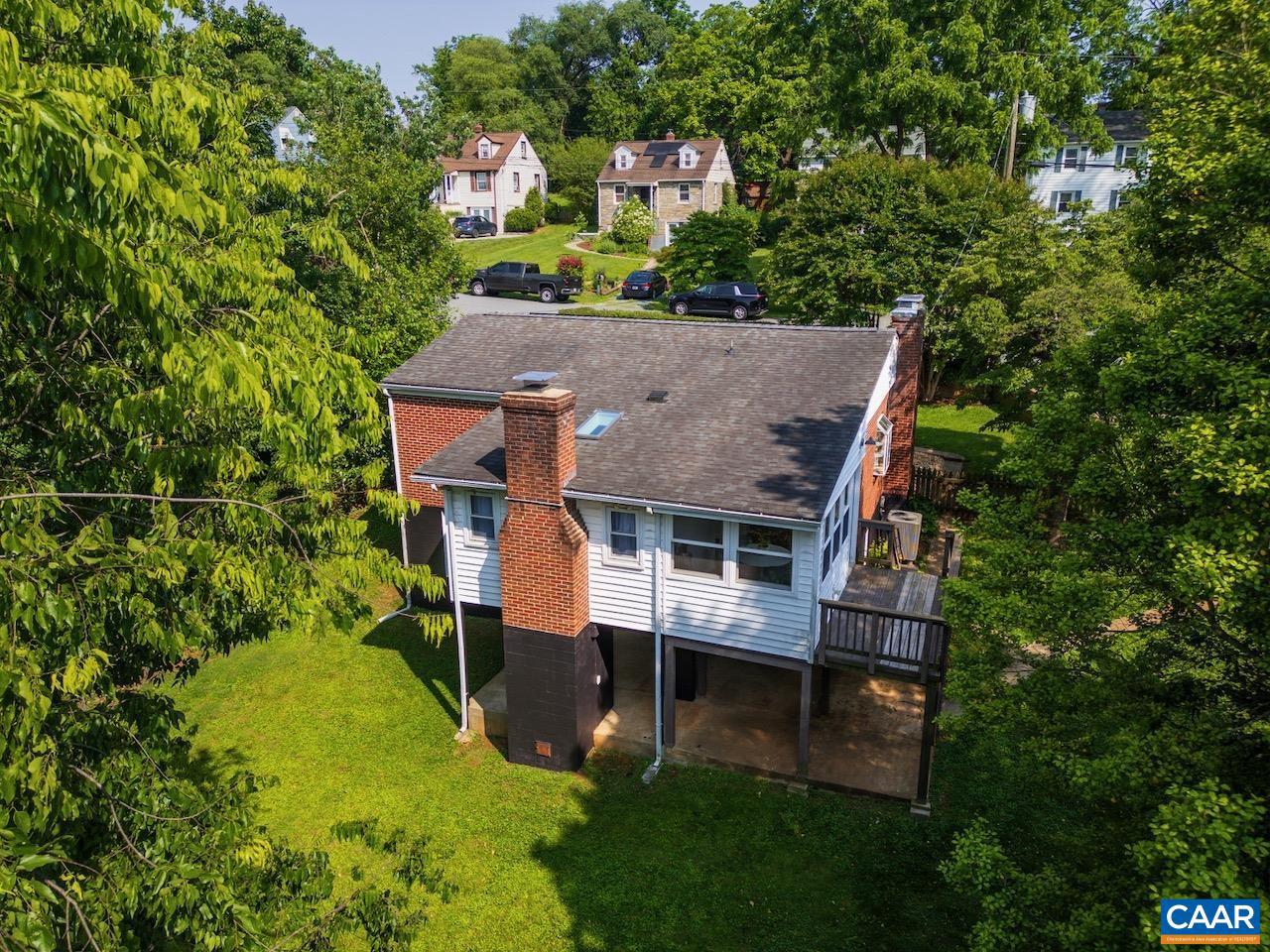 1007 SAINT CHARLES AVE, CHARLOTTESVILLE, Virginia 22901, 3 Bedrooms Bedrooms, ,2 BathroomsBathrooms,Residential,For sale,1007 SAINT CHARLES AVE,665417 MLS # 665417