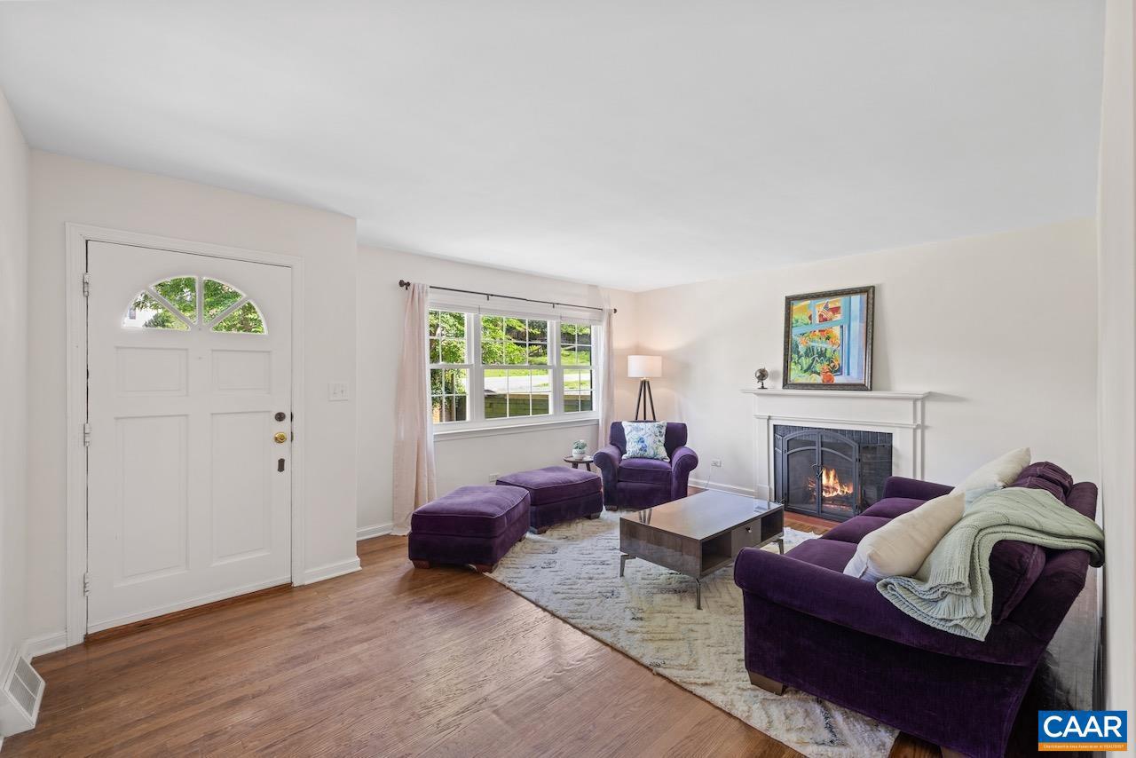 1007 SAINT CHARLES AVE, CHARLOTTESVILLE, Virginia 22901, 3 Bedrooms Bedrooms, ,2 BathroomsBathrooms,Residential,For sale,1007 SAINT CHARLES AVE,665417 MLS # 665417