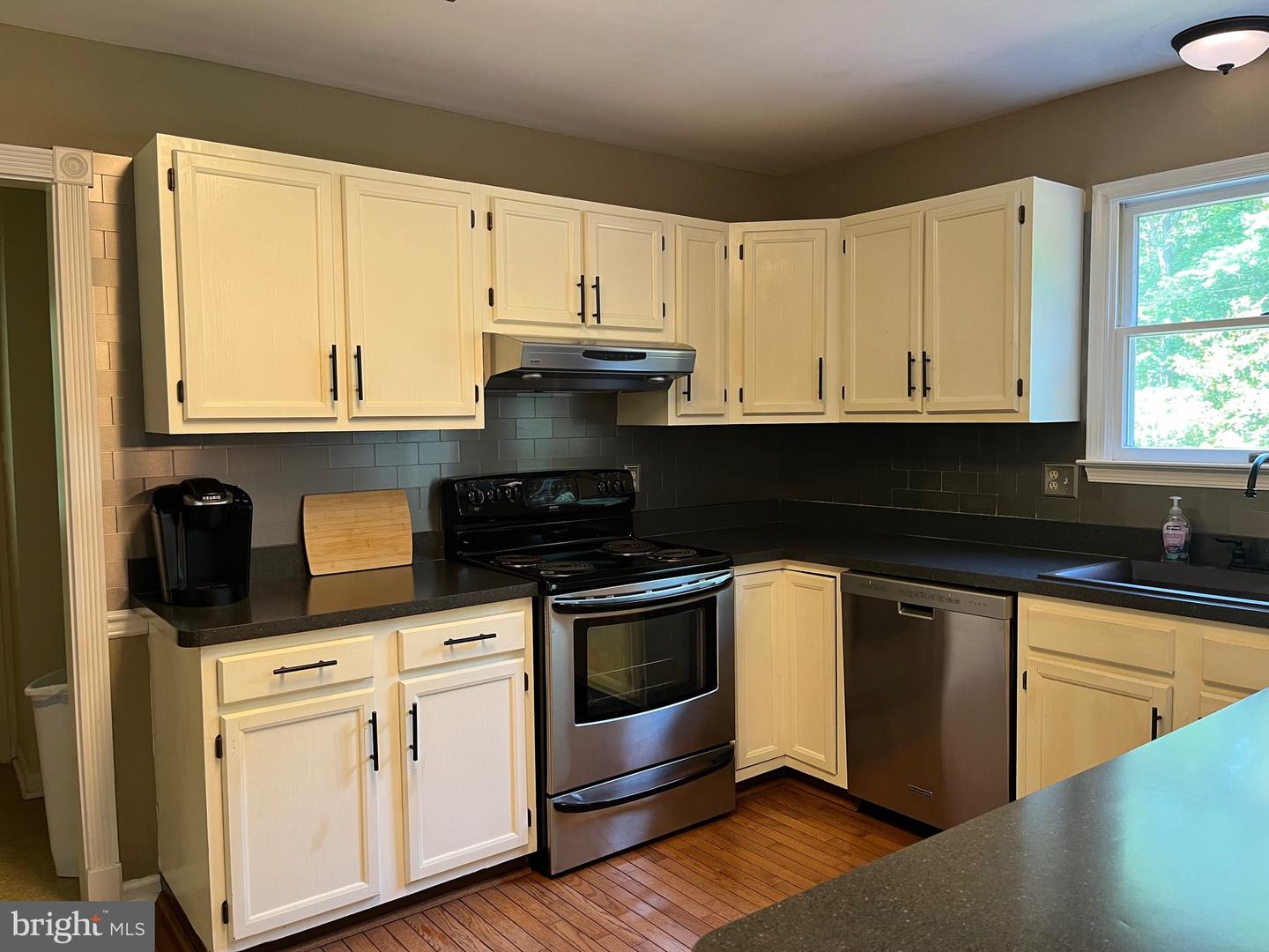 11459 BRISTERSBURG RD, CATLETT, Virginia 20119, 5 Bedrooms Bedrooms, ,3 BathroomsBathrooms,Residential,For sale,11459 BRISTERSBURG RD,VAFQ2016946 MLS # VAFQ2016946