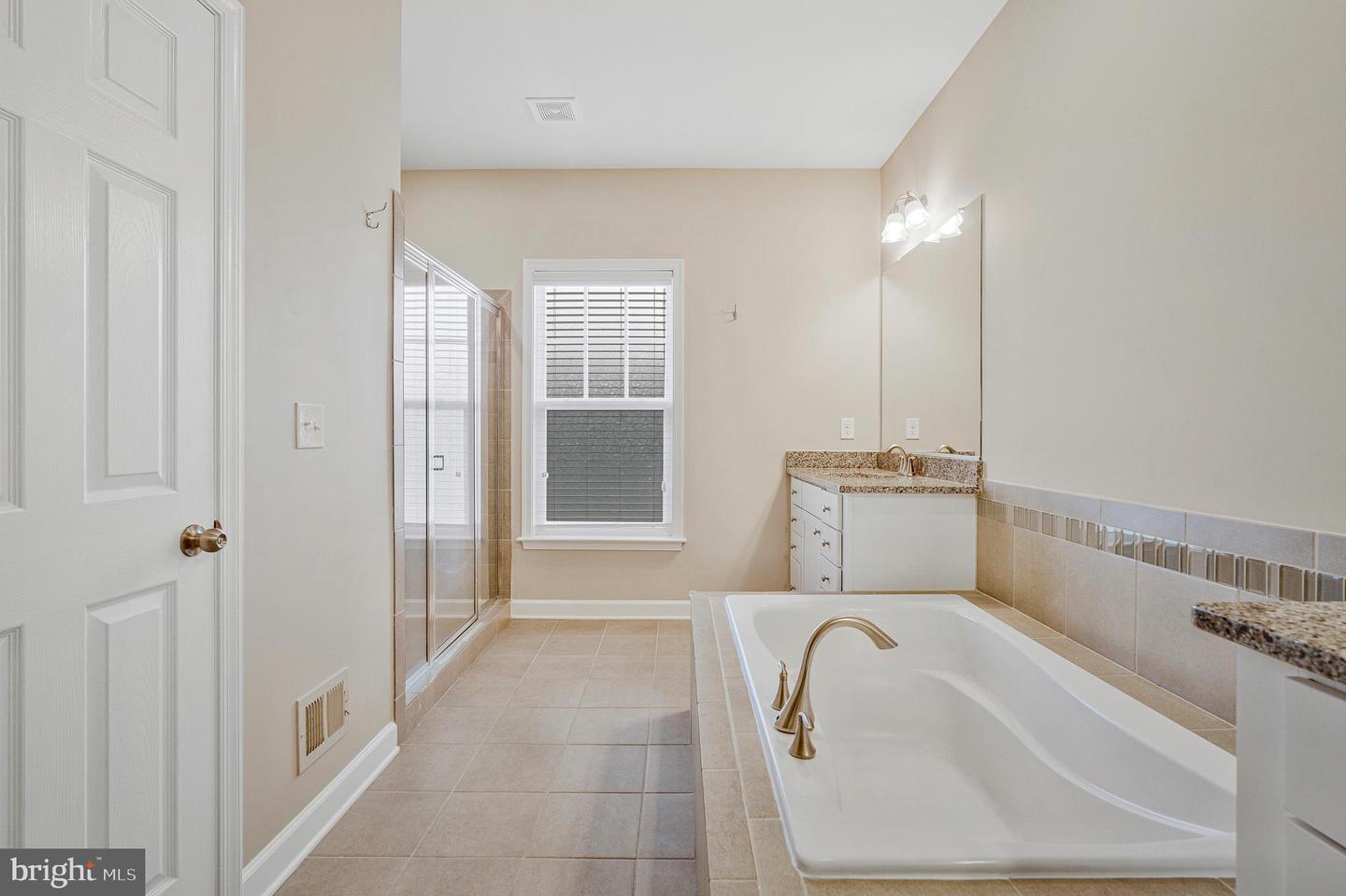 22277 FOGGY RIDGE TER, ASHBURN, Virginia 20148, 4 Bedrooms Bedrooms, ,3 BathroomsBathrooms,Residential,For sale,22277 FOGGY RIDGE TER,VALO2098890 MLS # VALO2098890