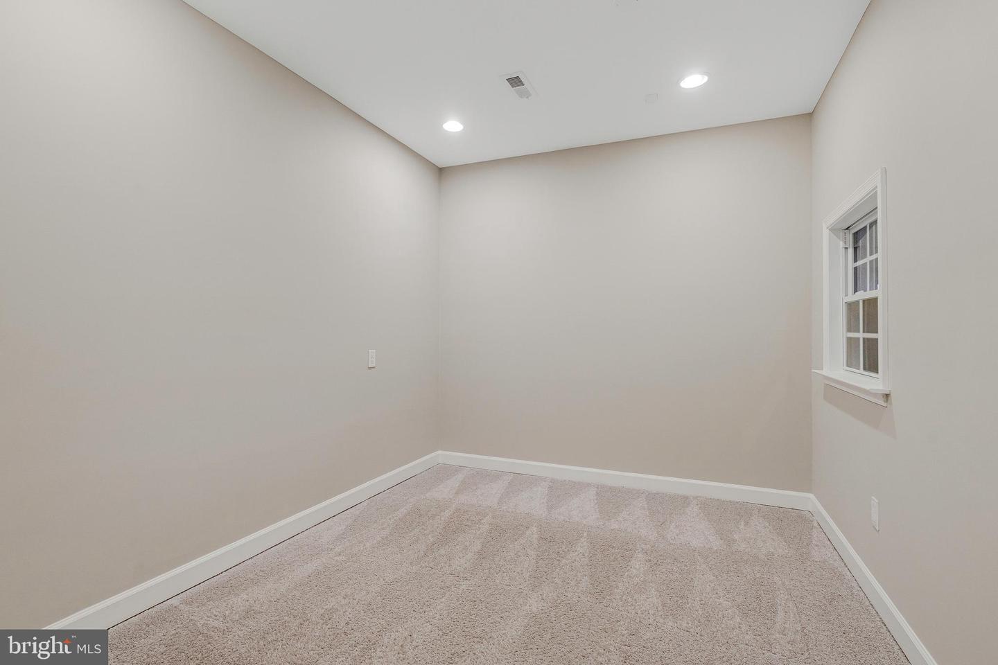 22277 FOGGY RIDGE TER, ASHBURN, Virginia 20148, 4 Bedrooms Bedrooms, ,3 BathroomsBathrooms,Residential,For sale,22277 FOGGY RIDGE TER,VALO2098890 MLS # VALO2098890