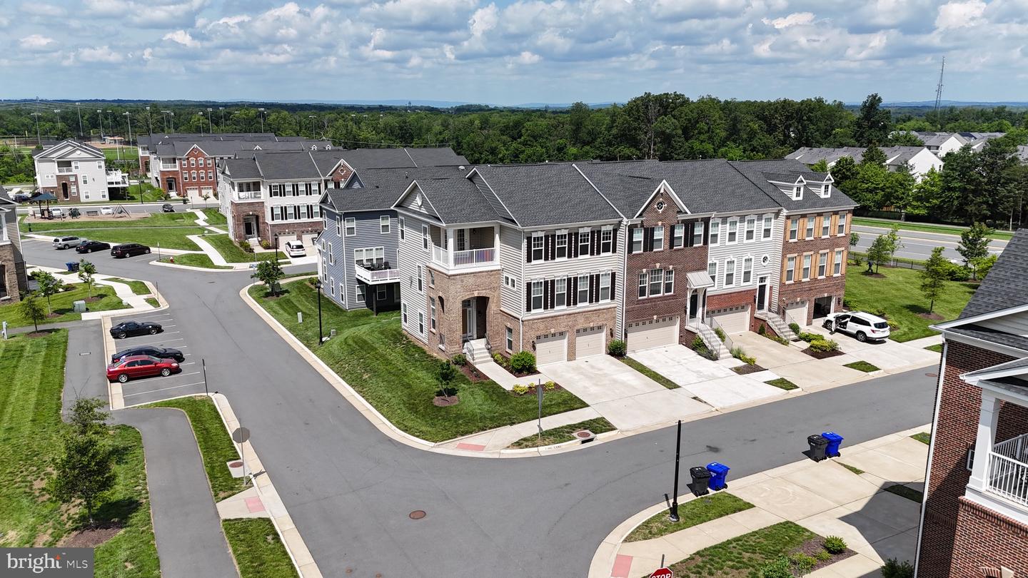 22277 FOGGY RIDGE TER, ASHBURN, Virginia 20148, 4 Bedrooms Bedrooms, ,3 BathroomsBathrooms,Residential,For sale,22277 FOGGY RIDGE TER,VALO2098890 MLS # VALO2098890