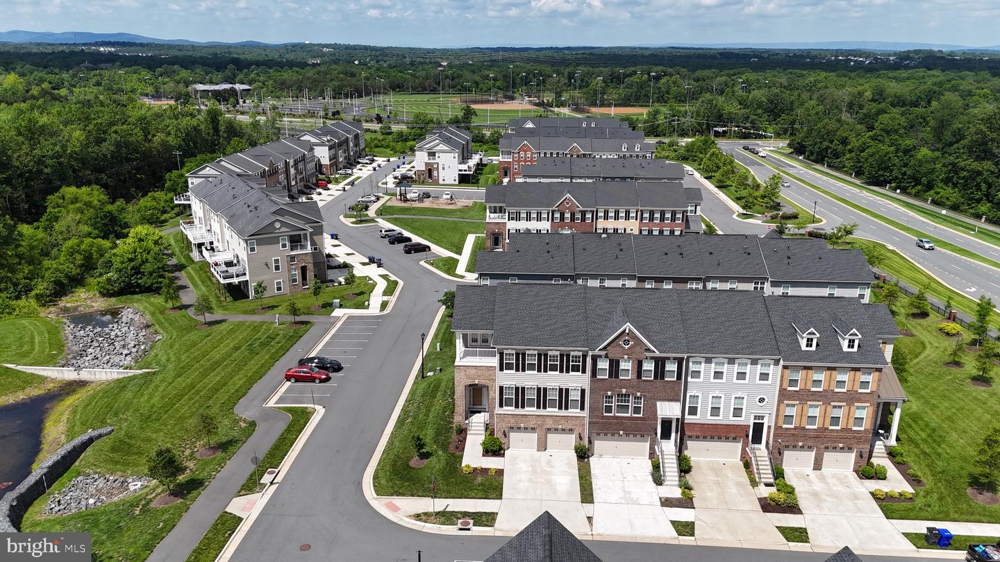 22277 FOGGY RIDGE TER, ASHBURN, Virginia 20148, 4 Bedrooms Bedrooms, ,3 BathroomsBathrooms,Residential,For sale,22277 FOGGY RIDGE TER,VALO2098890 MLS # VALO2098890