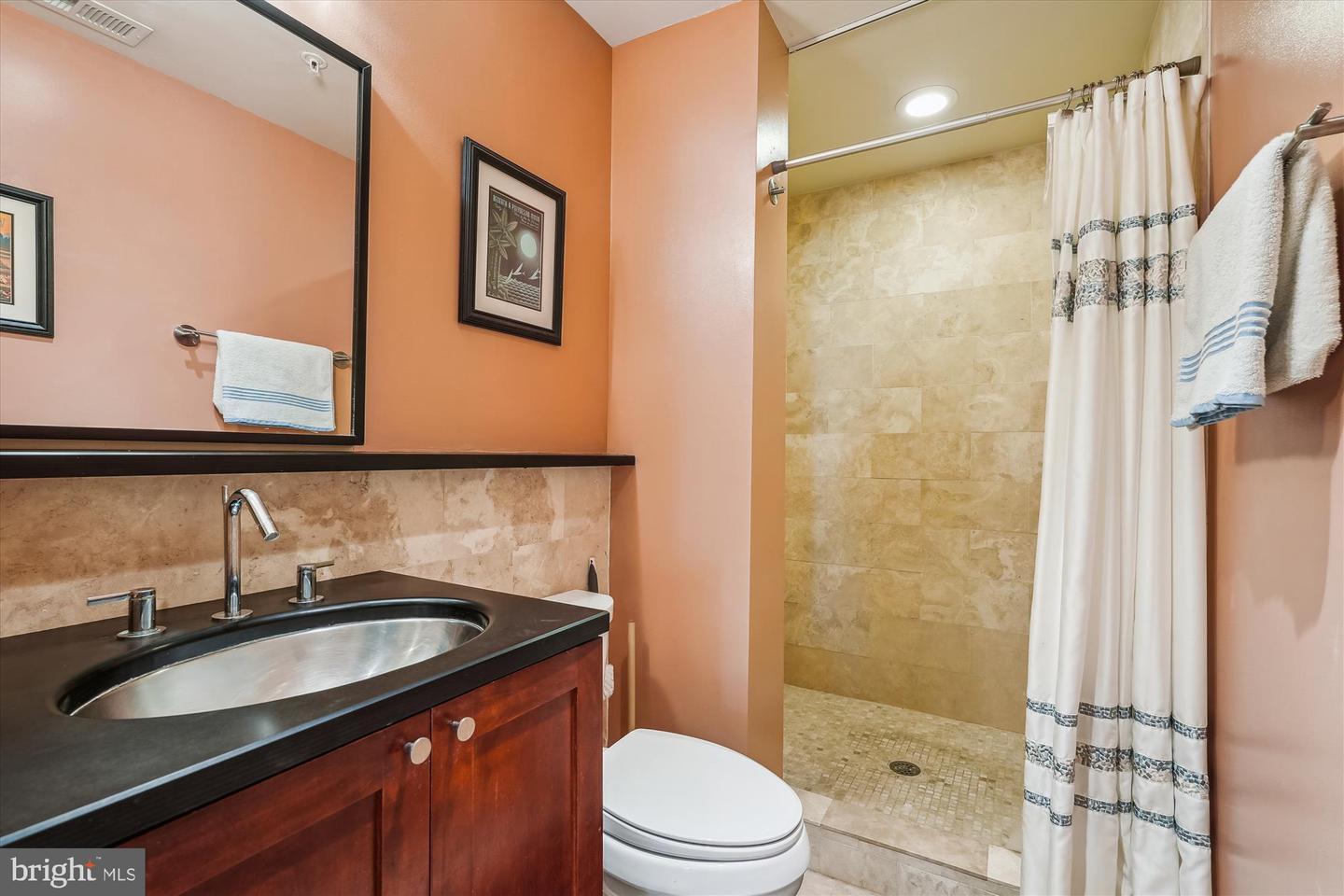 2914 11TH ST NW #102, WASHINGTON, District Of Columbia 20001, 3 Bedrooms Bedrooms, ,2 BathroomsBathrooms,Residential,For sale,2914 11TH ST NW #102,DCDC2204388 MLS # DCDC2204388