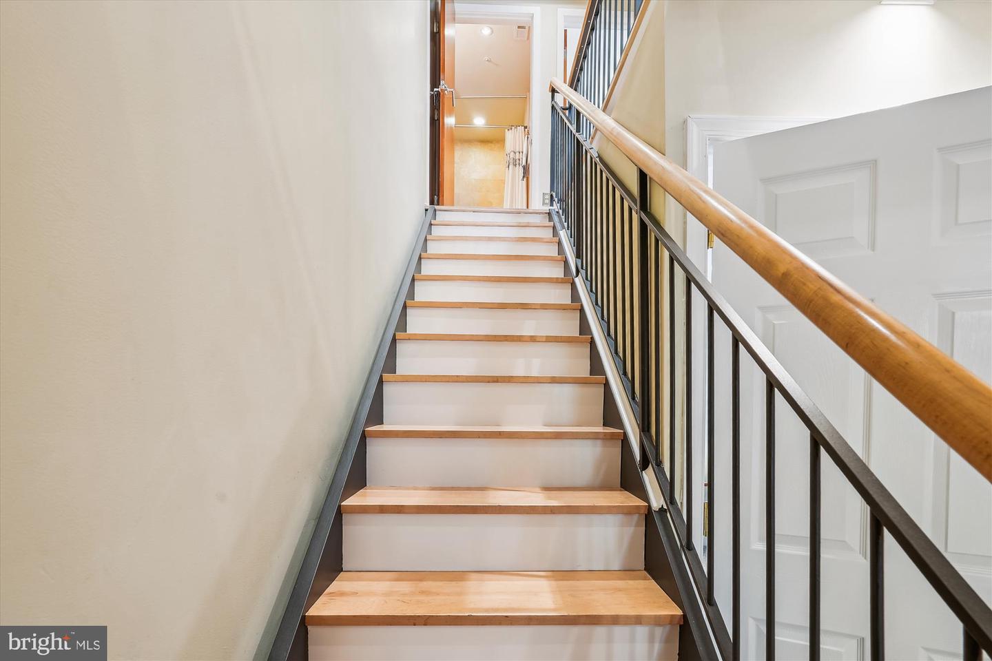 2914 11TH ST NW #102, WASHINGTON, District Of Columbia 20001, 3 Bedrooms Bedrooms, ,2 BathroomsBathrooms,Residential,For sale,2914 11TH ST NW #102,DCDC2204388 MLS # DCDC2204388