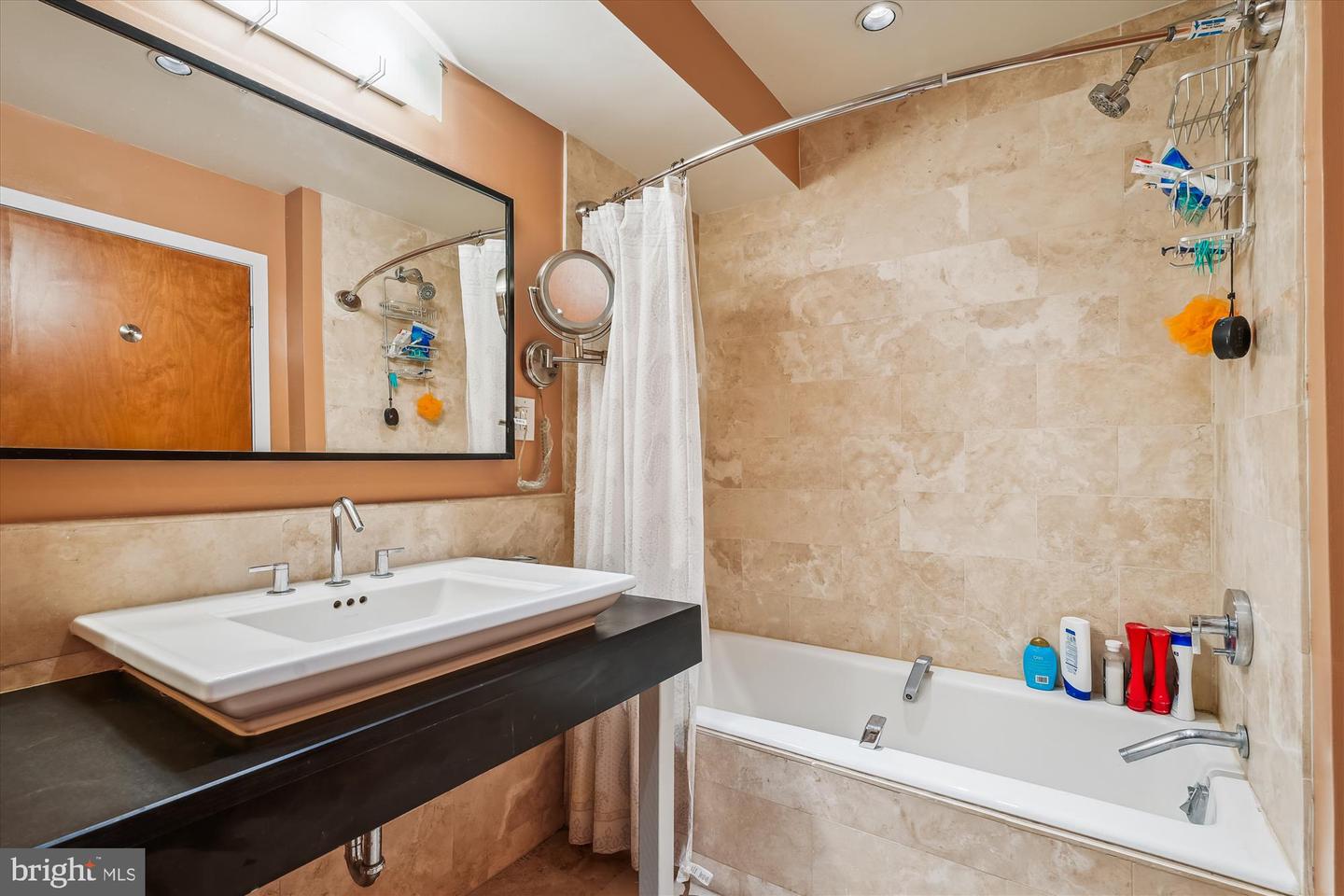 2914 11TH ST NW #102, WASHINGTON, District Of Columbia 20001, 3 Bedrooms Bedrooms, ,2 BathroomsBathrooms,Residential,For sale,2914 11TH ST NW #102,DCDC2204388 MLS # DCDC2204388
