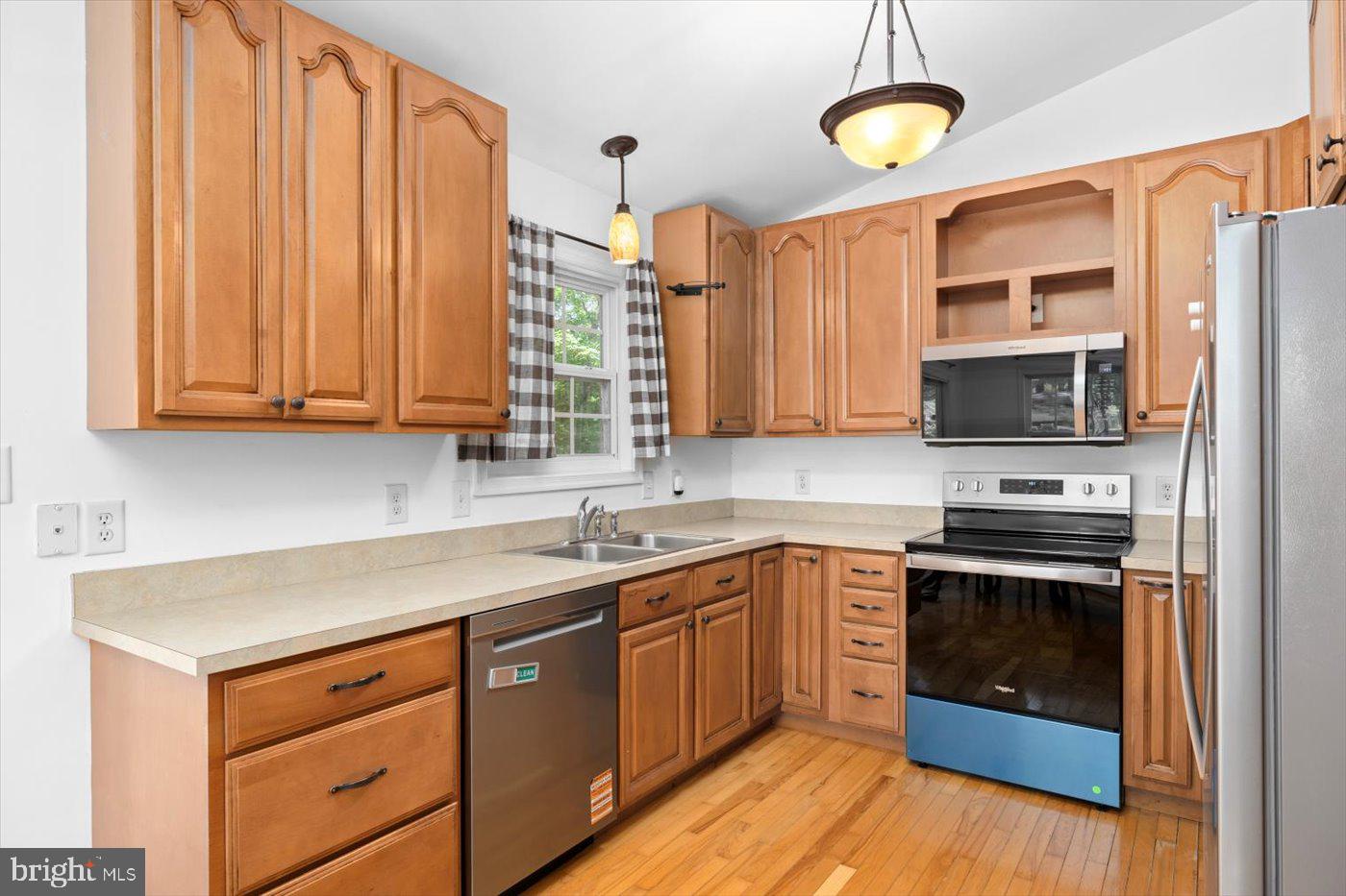 835 CAMPERS LN, RUTHER GLEN, Virginia 22546, 3 Bedrooms Bedrooms, ,2 BathroomsBathrooms,Residential,For sale,835 CAMPERS LN,VACV2008258 MLS # VACV2008258