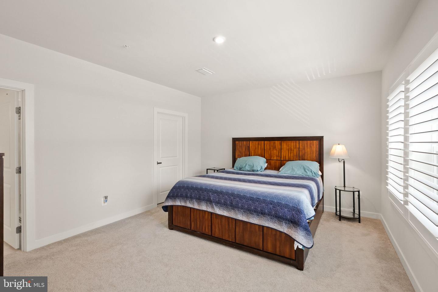 46270 MOUNT ALLEN TER #201, STERLING, Virginia 20164, 2 Bedrooms Bedrooms, ,2 BathroomsBathrooms,Residential,For sale,46270 MOUNT ALLEN TER #201,VALO2098904 MLS # VALO2098904