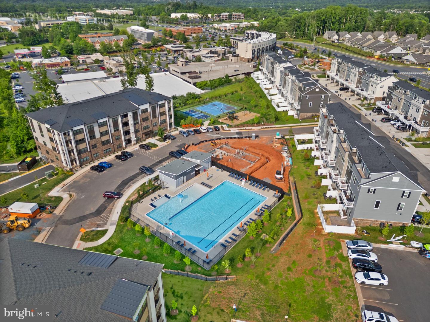 46270 MOUNT ALLEN TER #201, STERLING, Virginia 20164, 2 Bedrooms Bedrooms, ,2 BathroomsBathrooms,Residential,For sale,46270 MOUNT ALLEN TER #201,VALO2098904 MLS # VALO2098904
