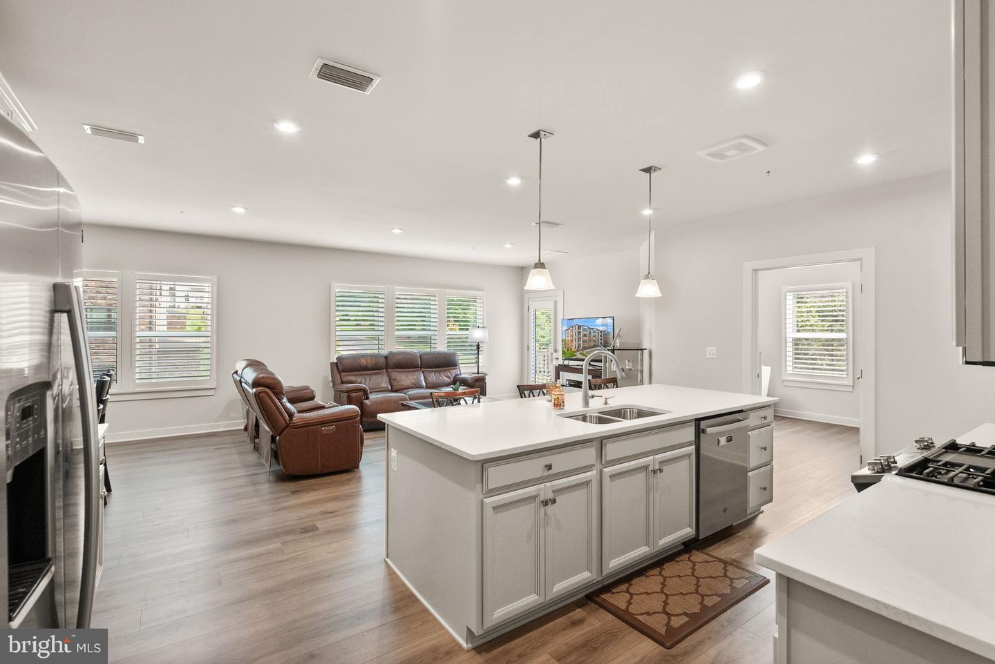 46270 MOUNT ALLEN TER #201, STERLING, Virginia 20164, 2 Bedrooms Bedrooms, ,2 BathroomsBathrooms,Residential,For sale,46270 MOUNT ALLEN TER #201,VALO2098904 MLS # VALO2098904