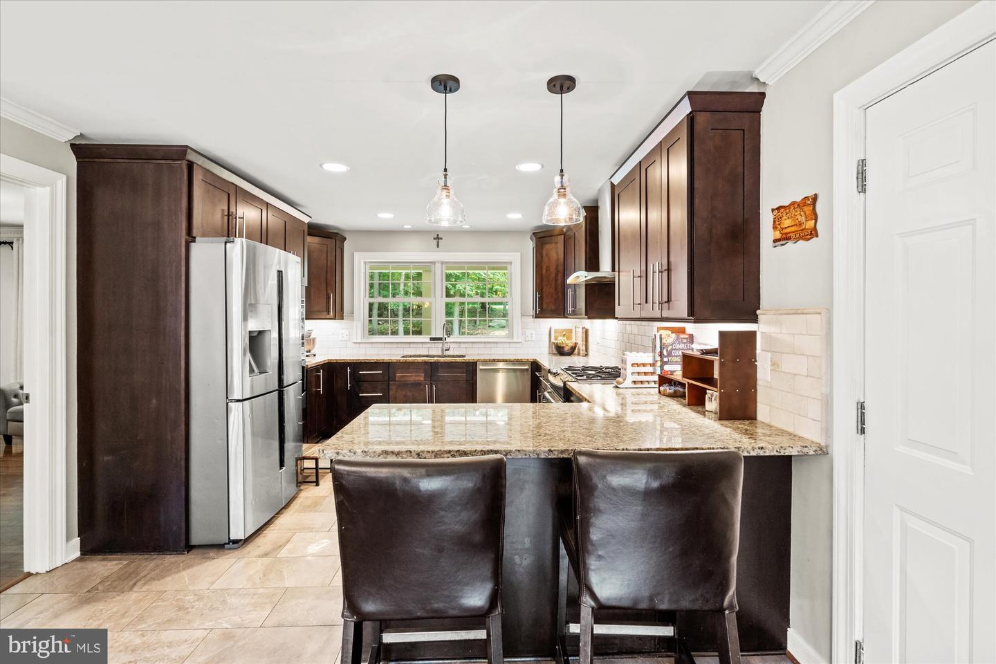 8112 VISTA POINT LN, FAIRFAX STATION, Virginia 22039, 5 Bedrooms Bedrooms, ,4 BathroomsBathrooms,Residential,For sale,8112 VISTA POINT LN,VAFX2245788 MLS # VAFX2245788